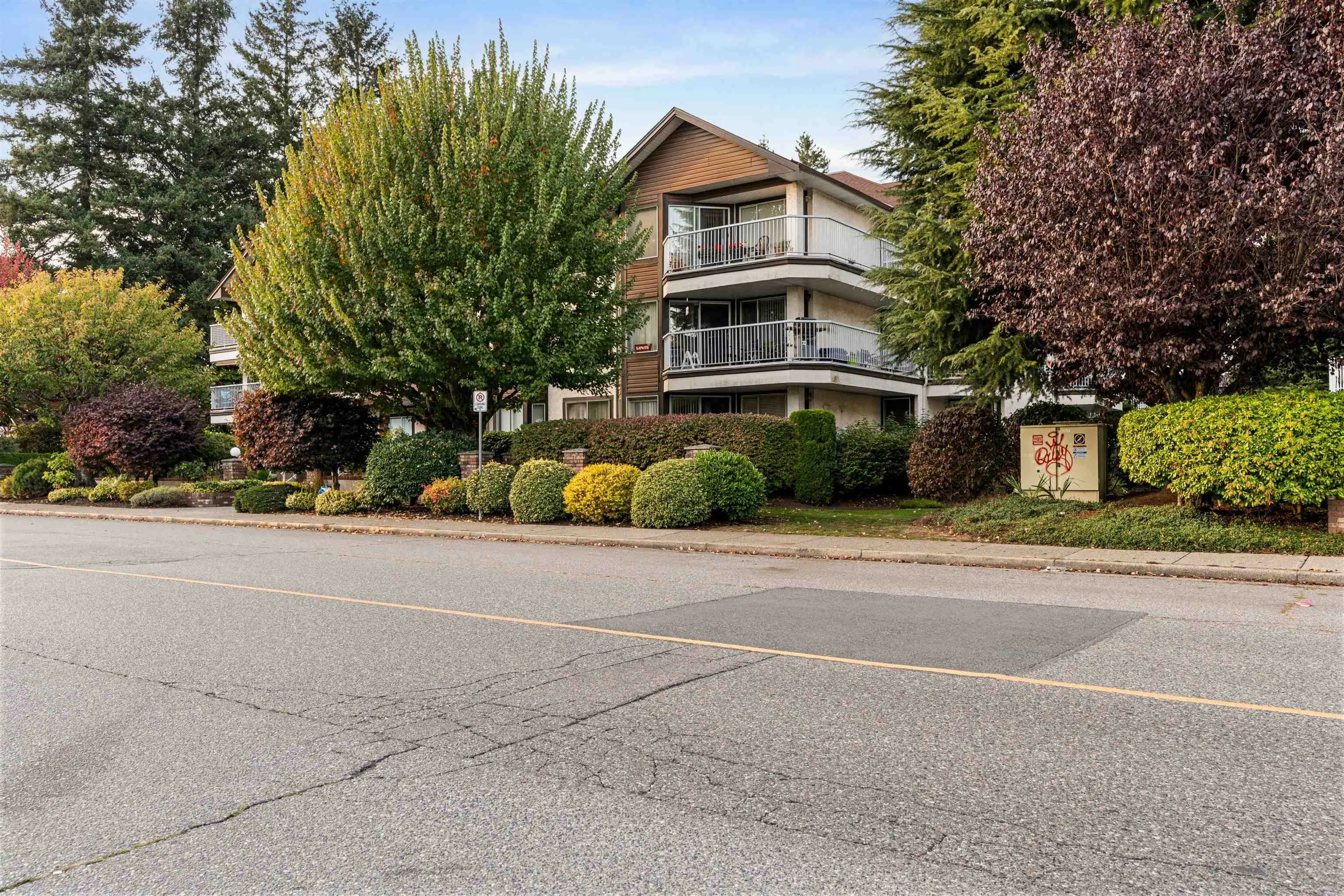 33375 Mayfair Avenue #102