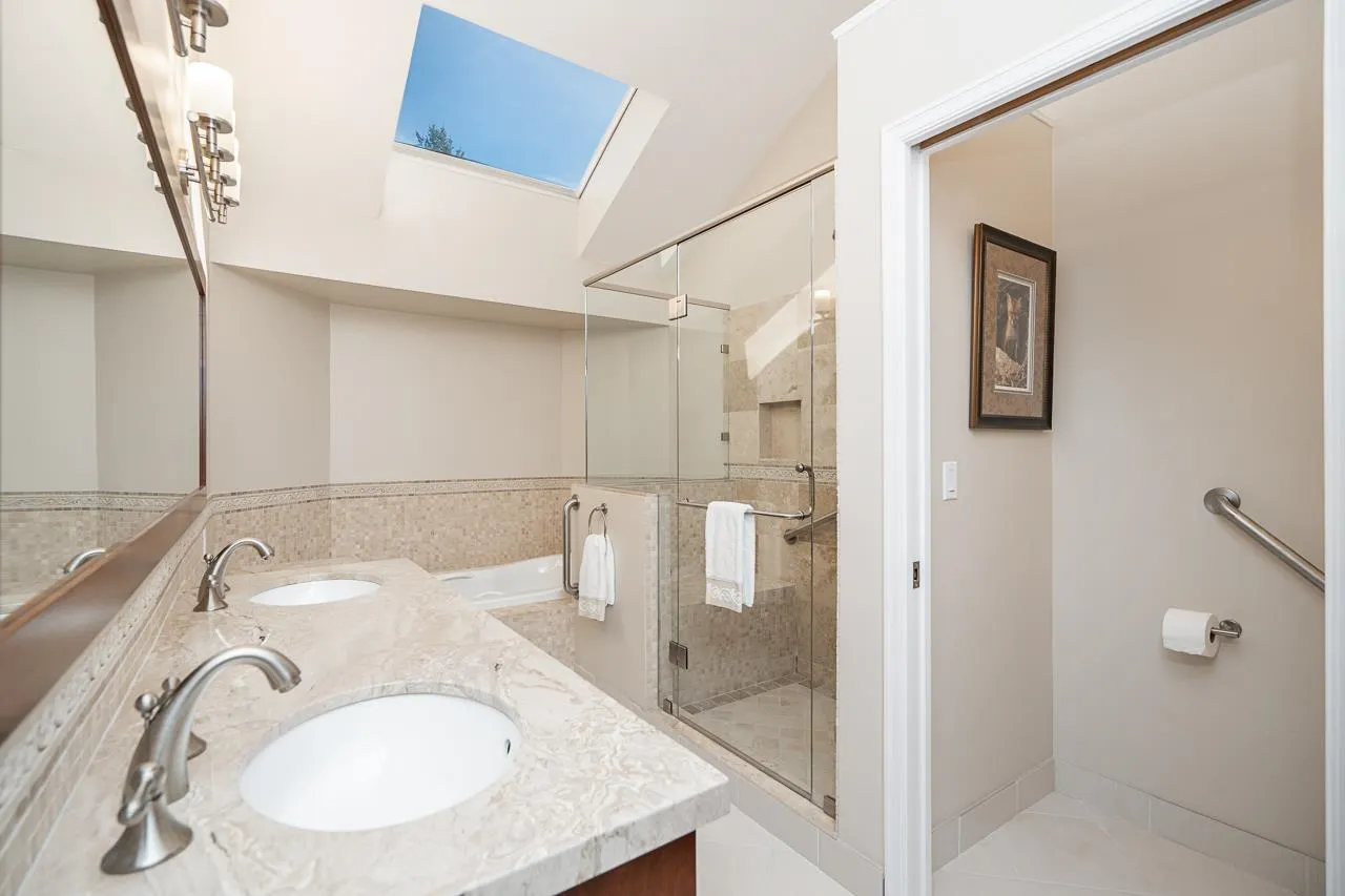 1725 Southmere Crescent #31