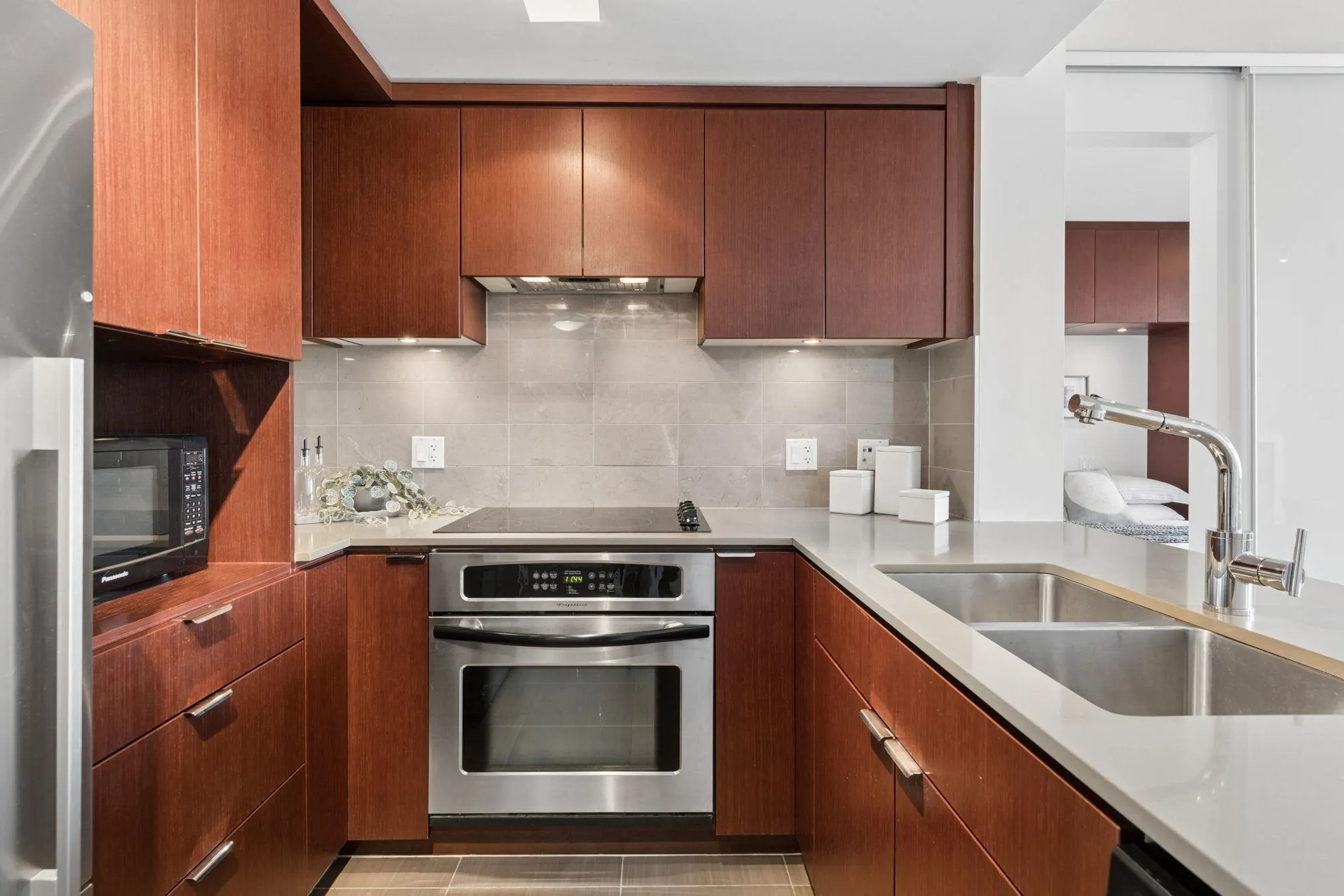 158 W 13th Street #1101