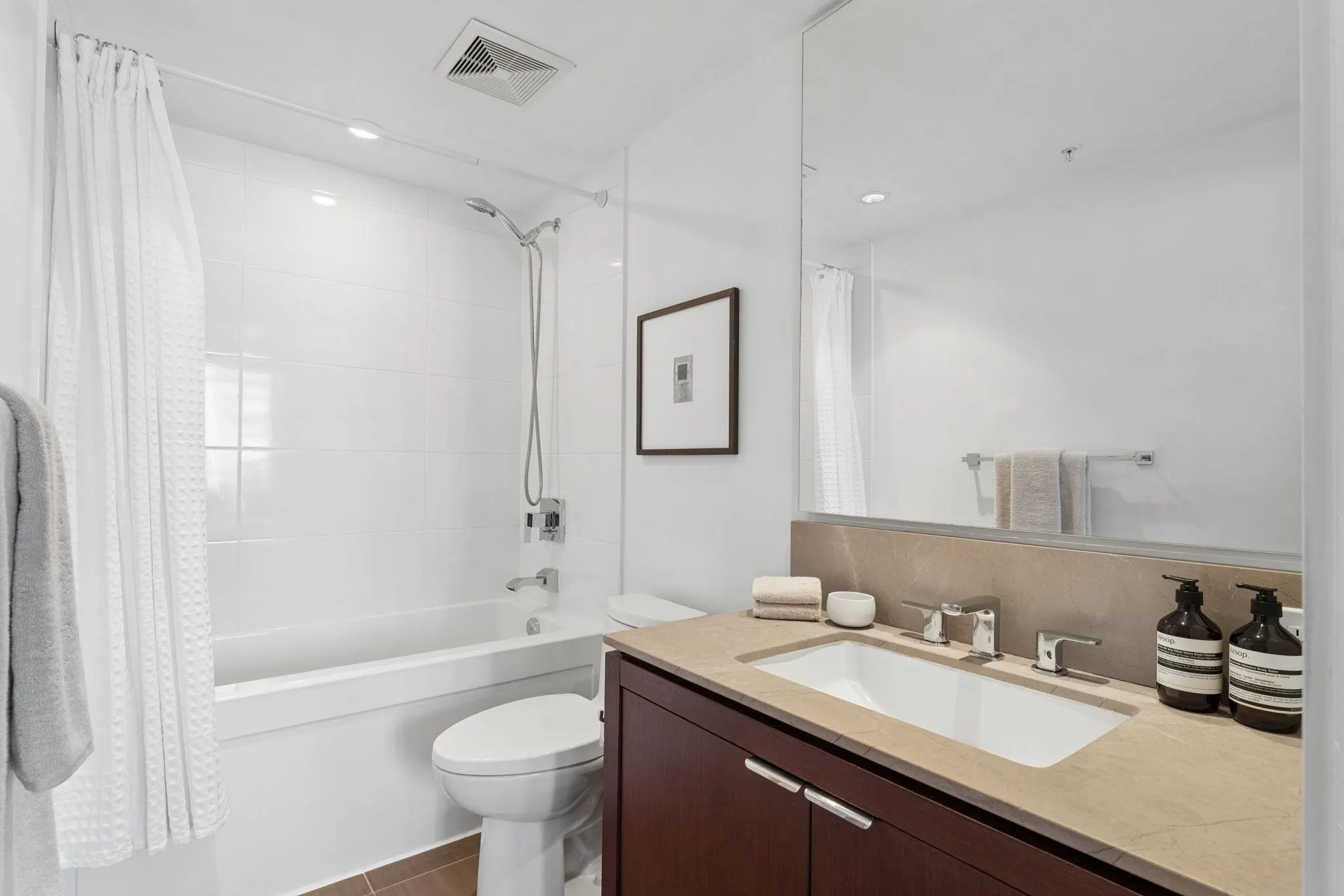 158 W 13th Street #1101