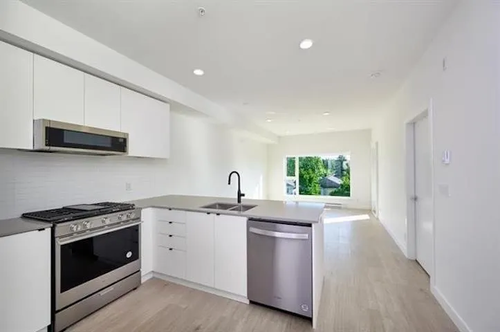 2345 Rindall Avenue #109