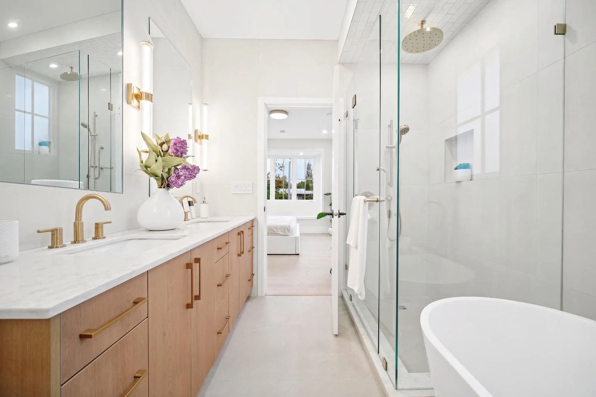 8391 Rideau Drive #1
