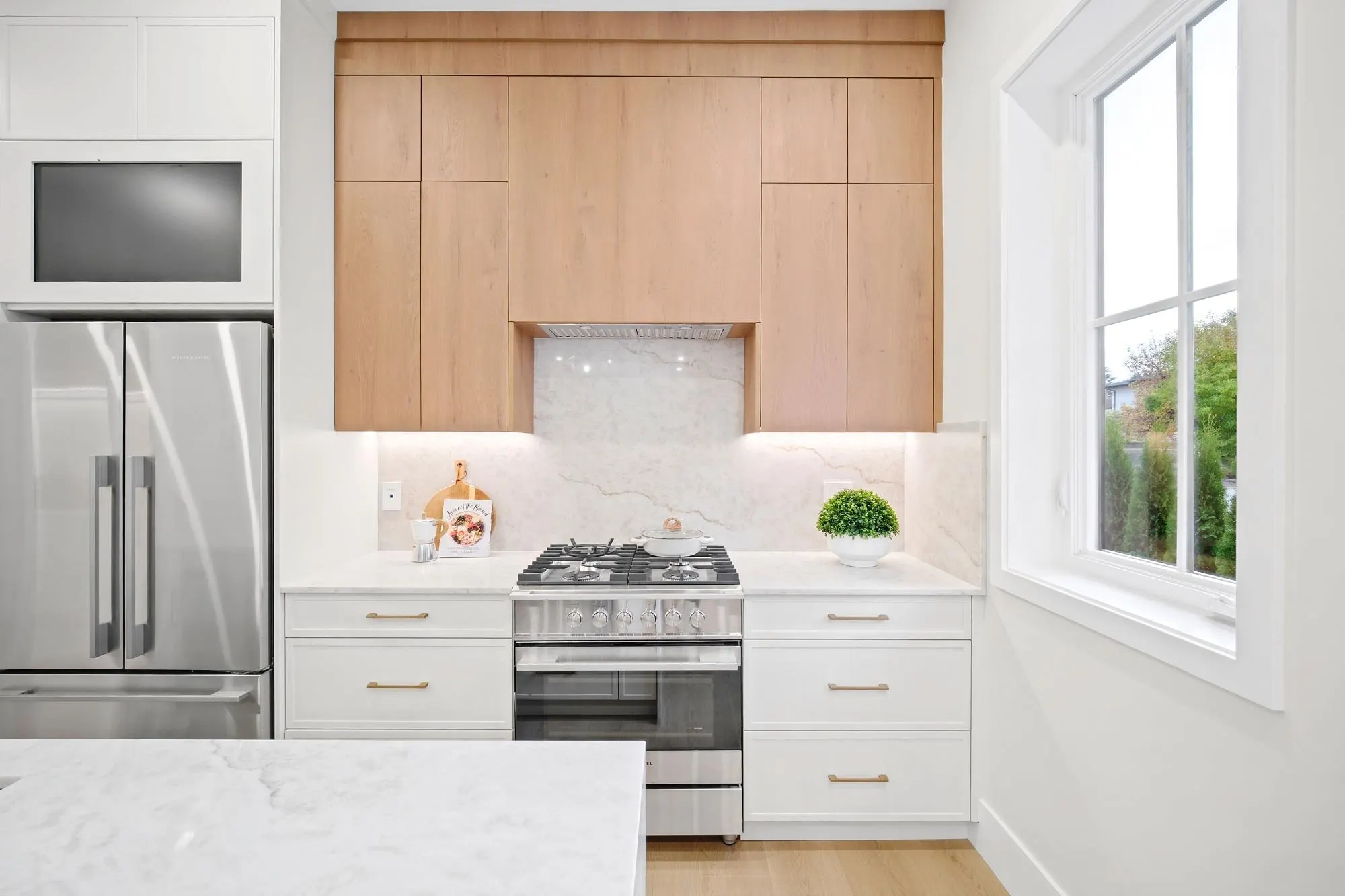 8391 Rideau Drive #1