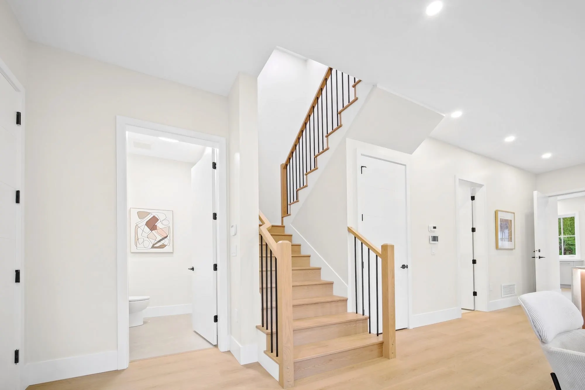8391 Rideau Drive #1