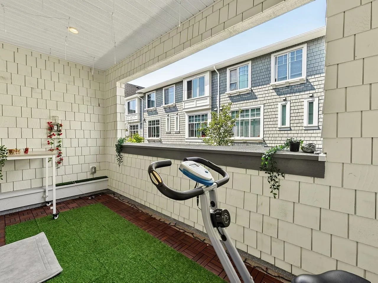 15850 85 Avenue #109