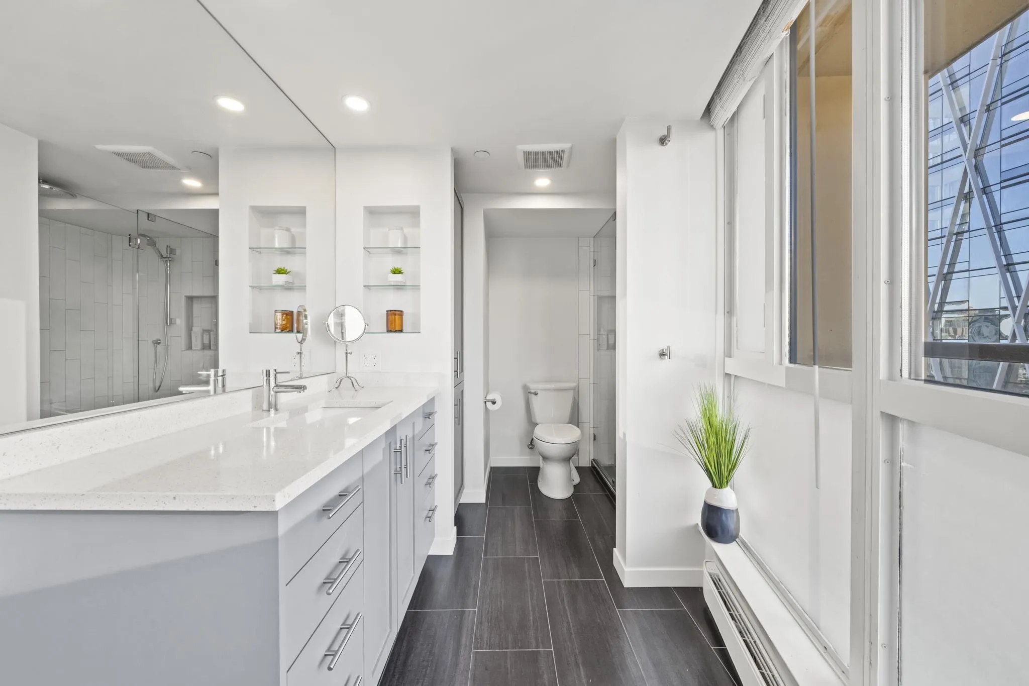 488 Helmcken Street #1704