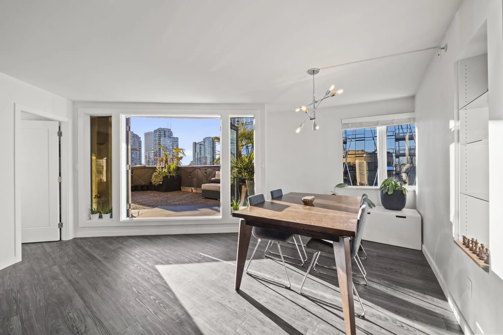 488 Helmcken Street #1704