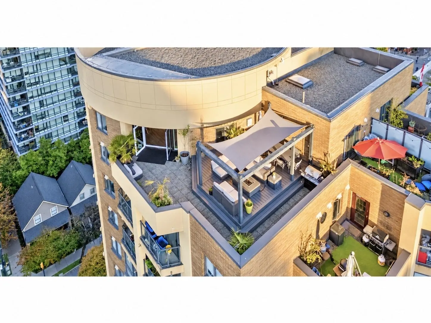 488 Helmcken Street #1704