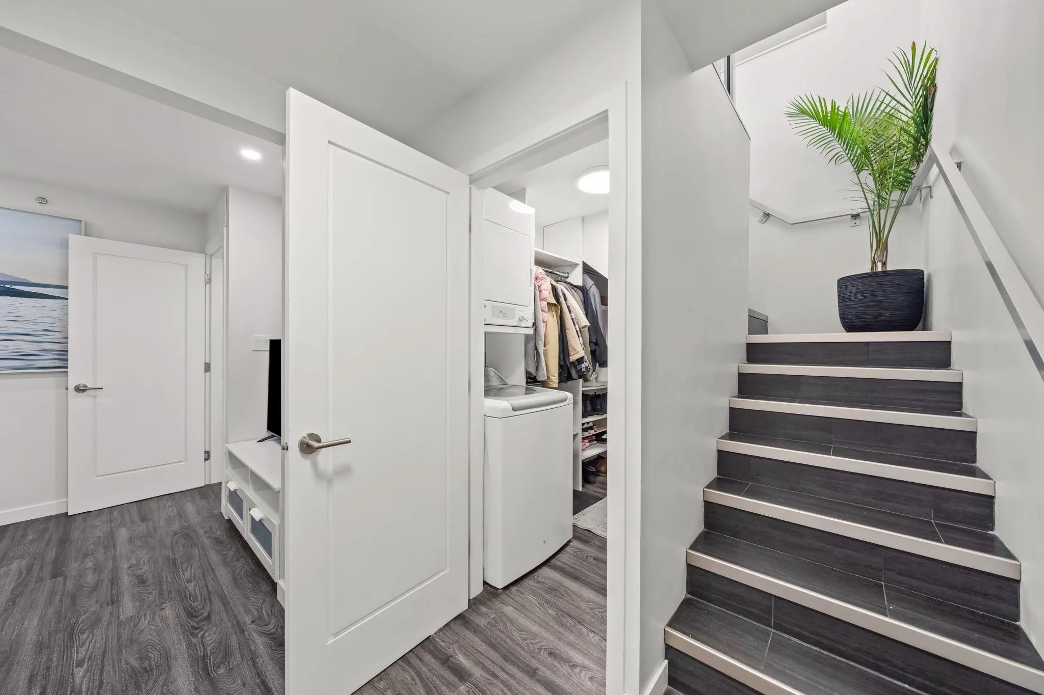 488 Helmcken Street #1704