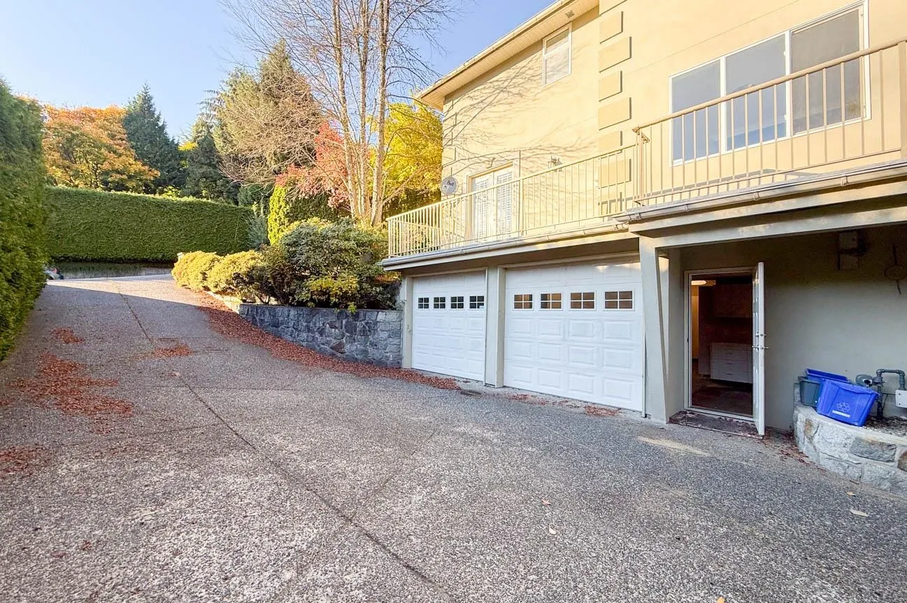 3858 Sauve Place