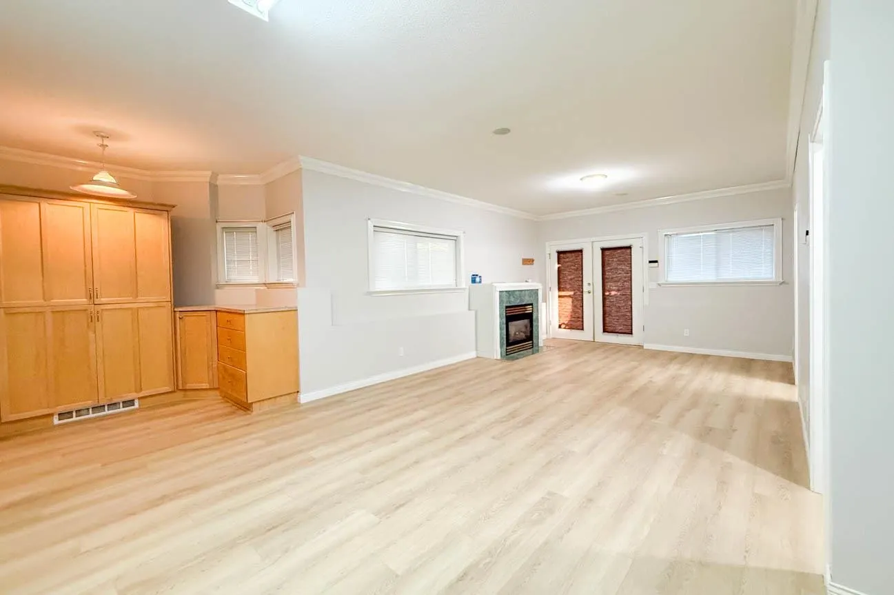 3858 Sauve Place