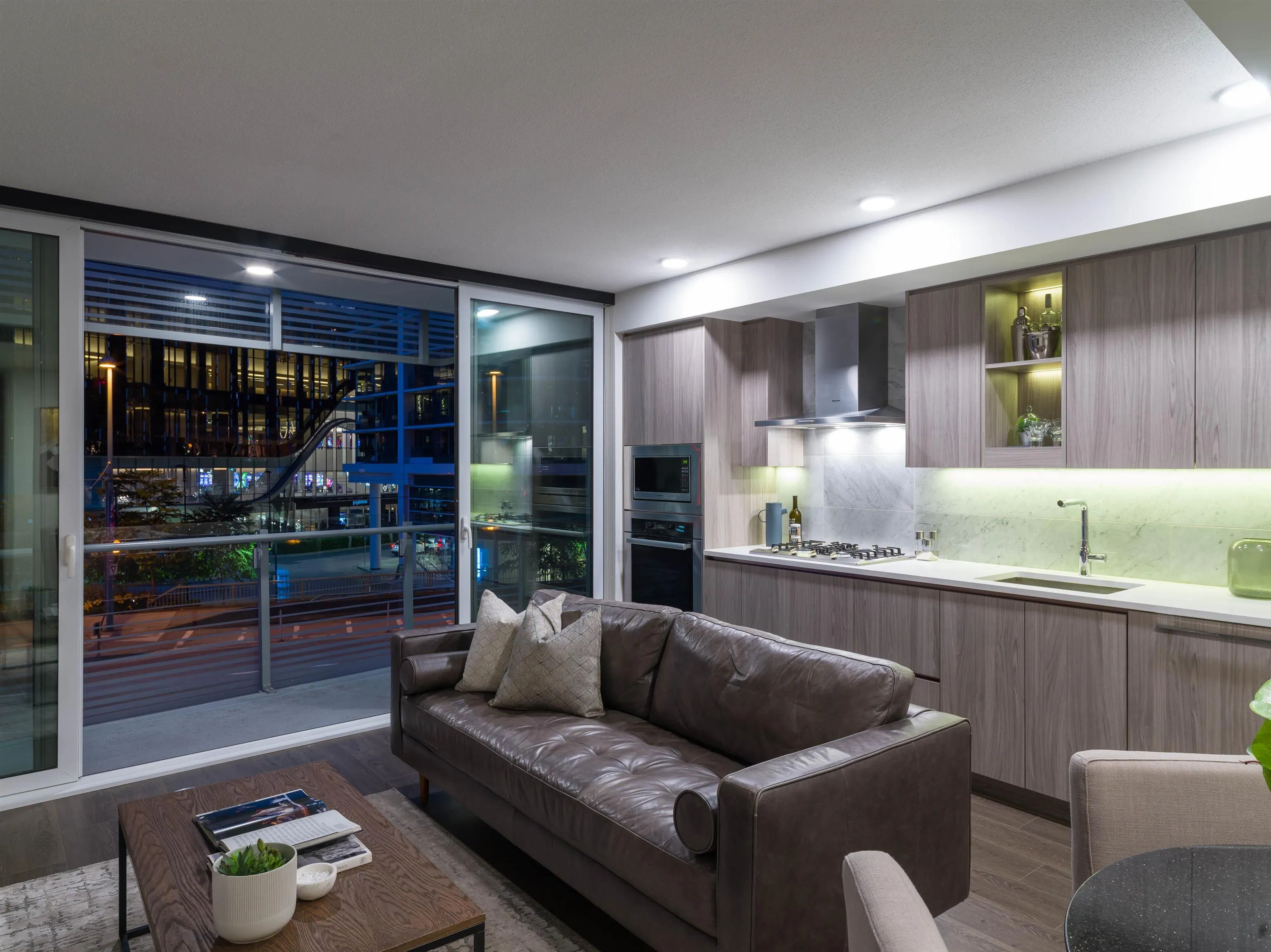 89 Nelson Street #306