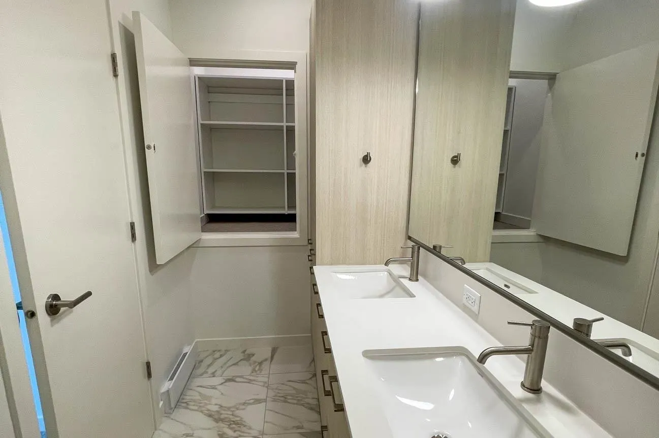 958 Lytton #118