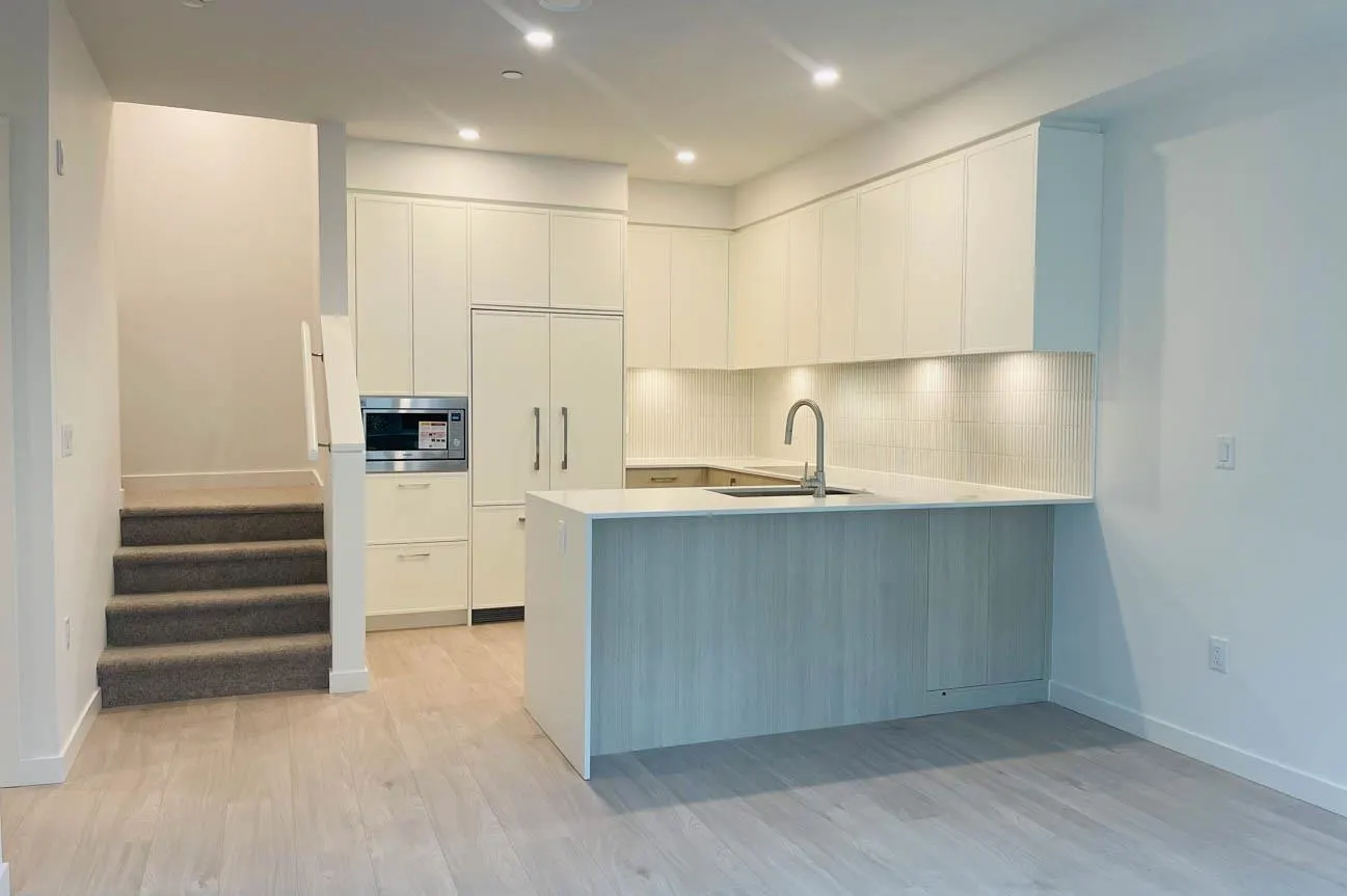 958 Lytton #118