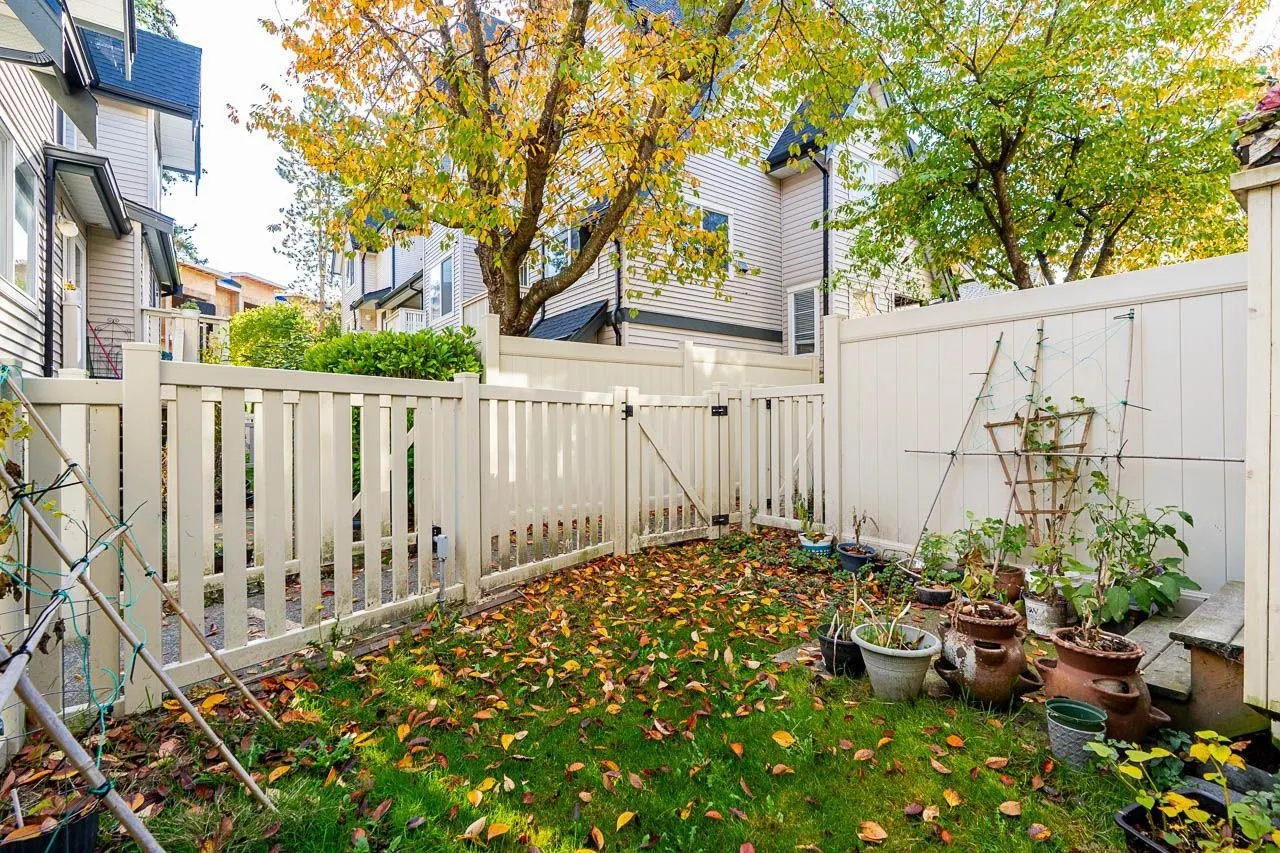 15355 26 Avenue #22