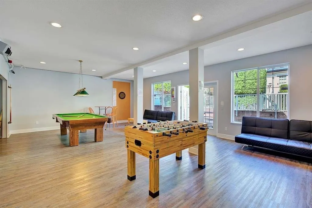 15355 26 Avenue #22