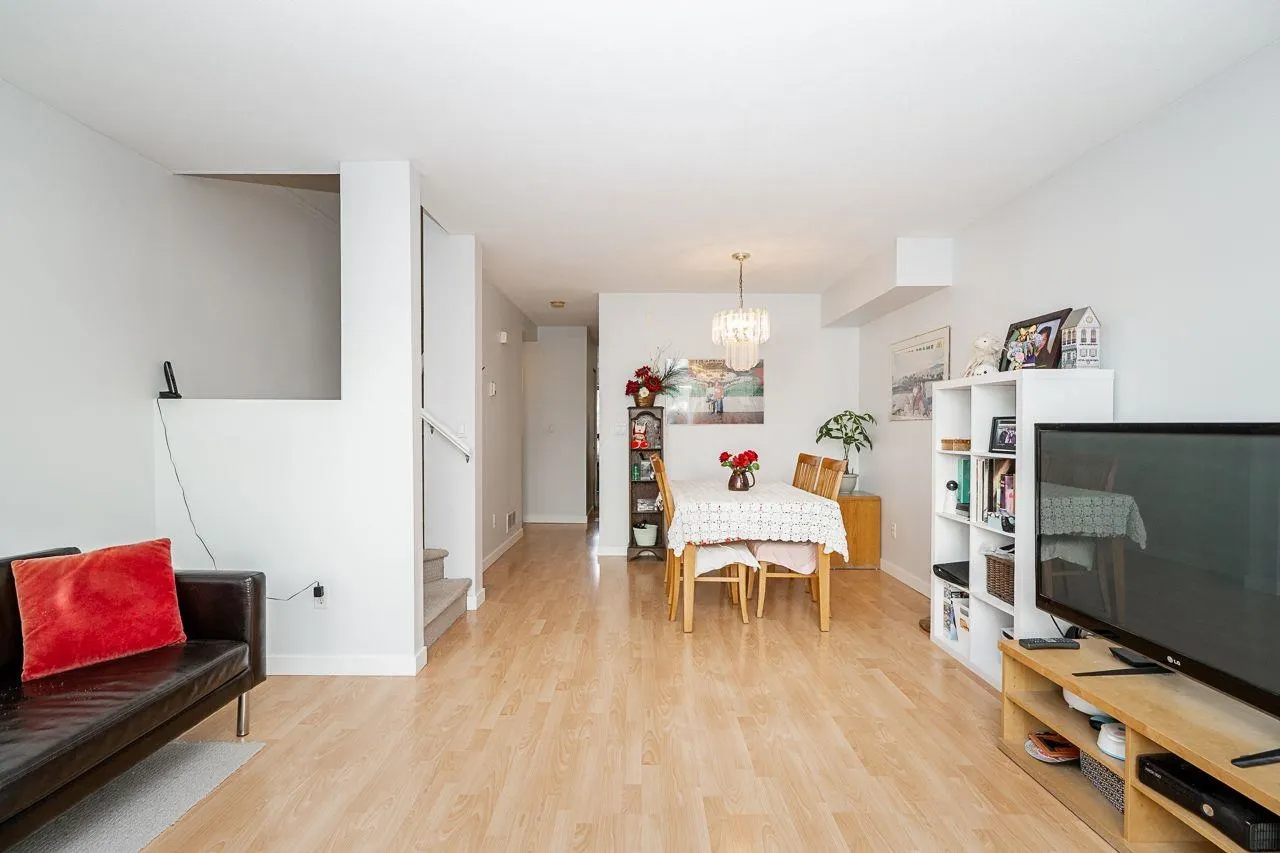 15355 26 Avenue #22