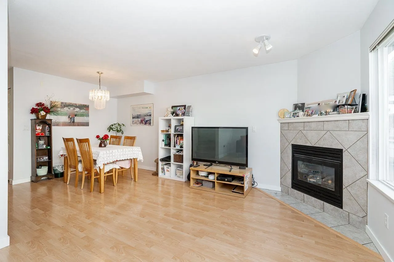 15355 26 Avenue #22