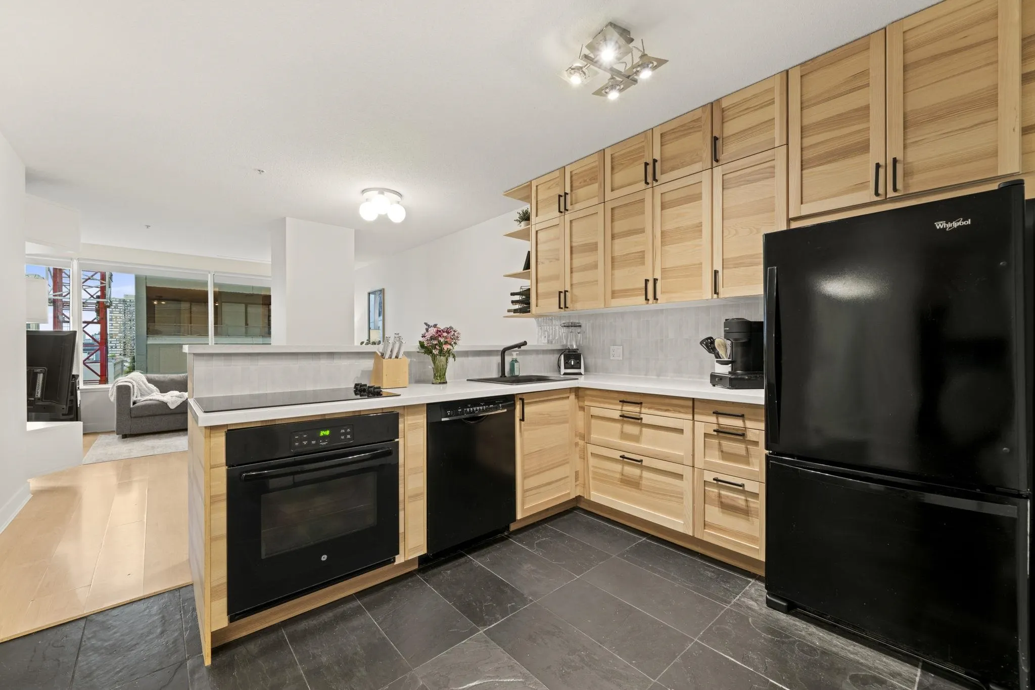 1177 Hornby Street #808