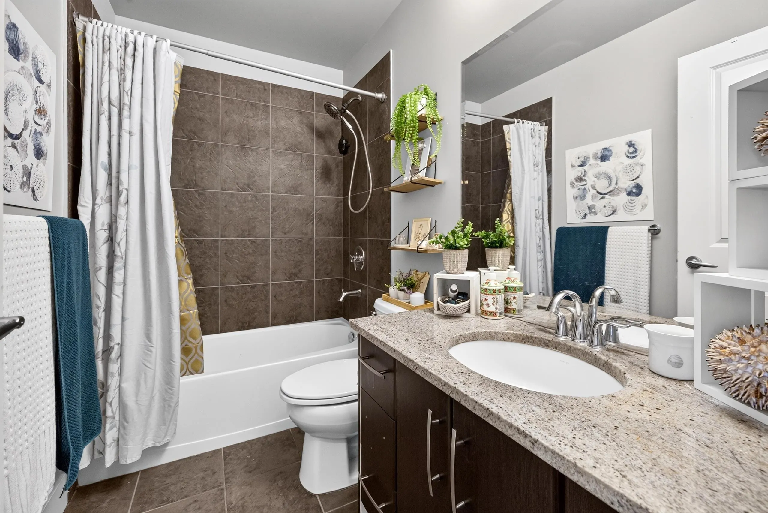 2632 Pauline Street #208