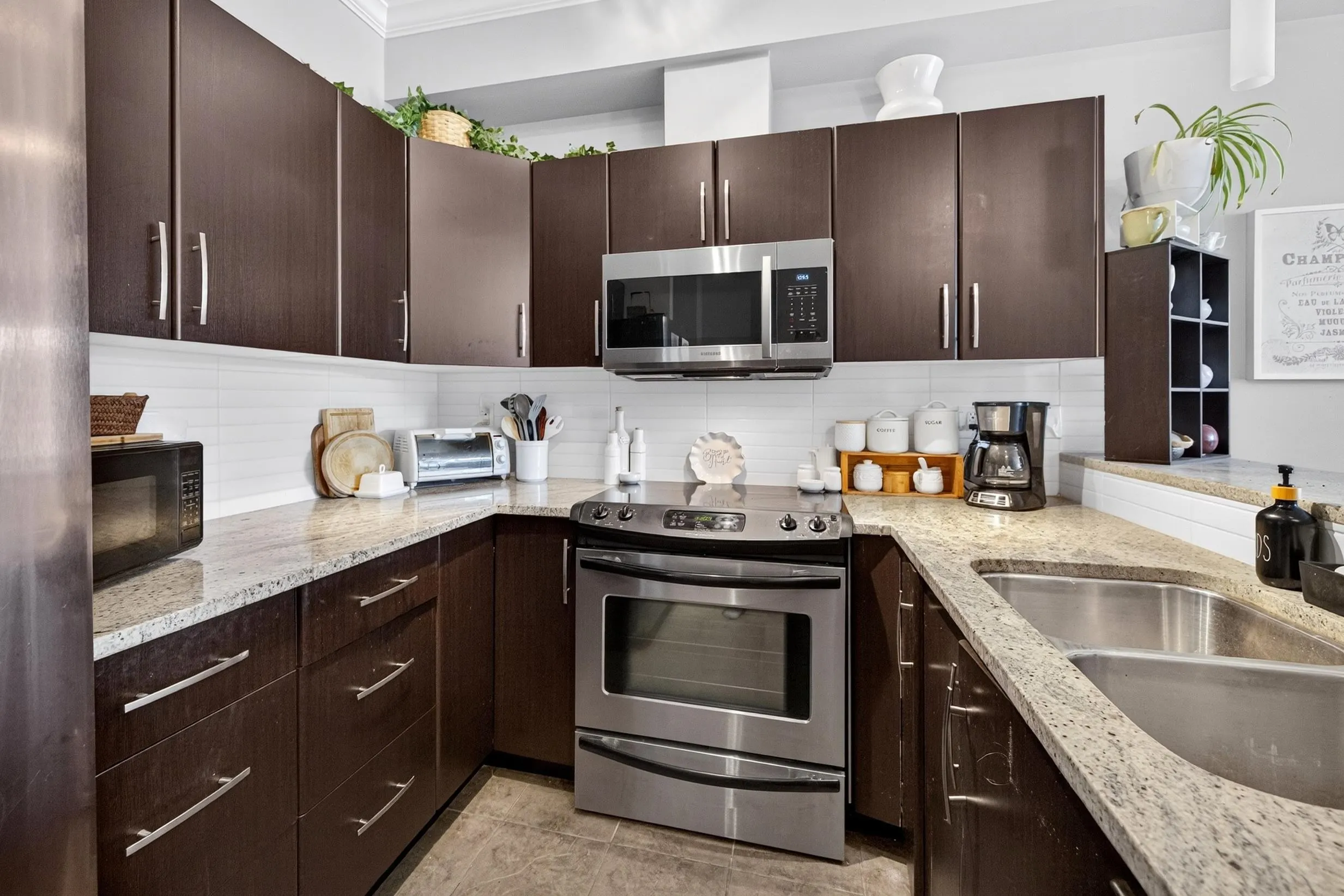 2632 Pauline Street #208