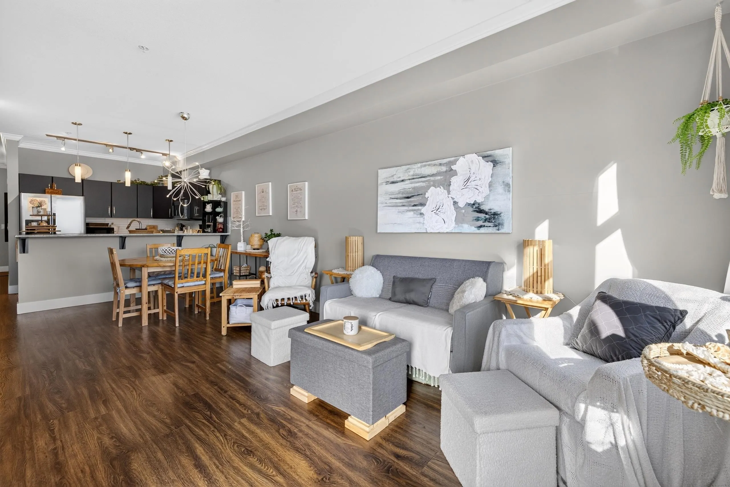 2632 Pauline Street #208