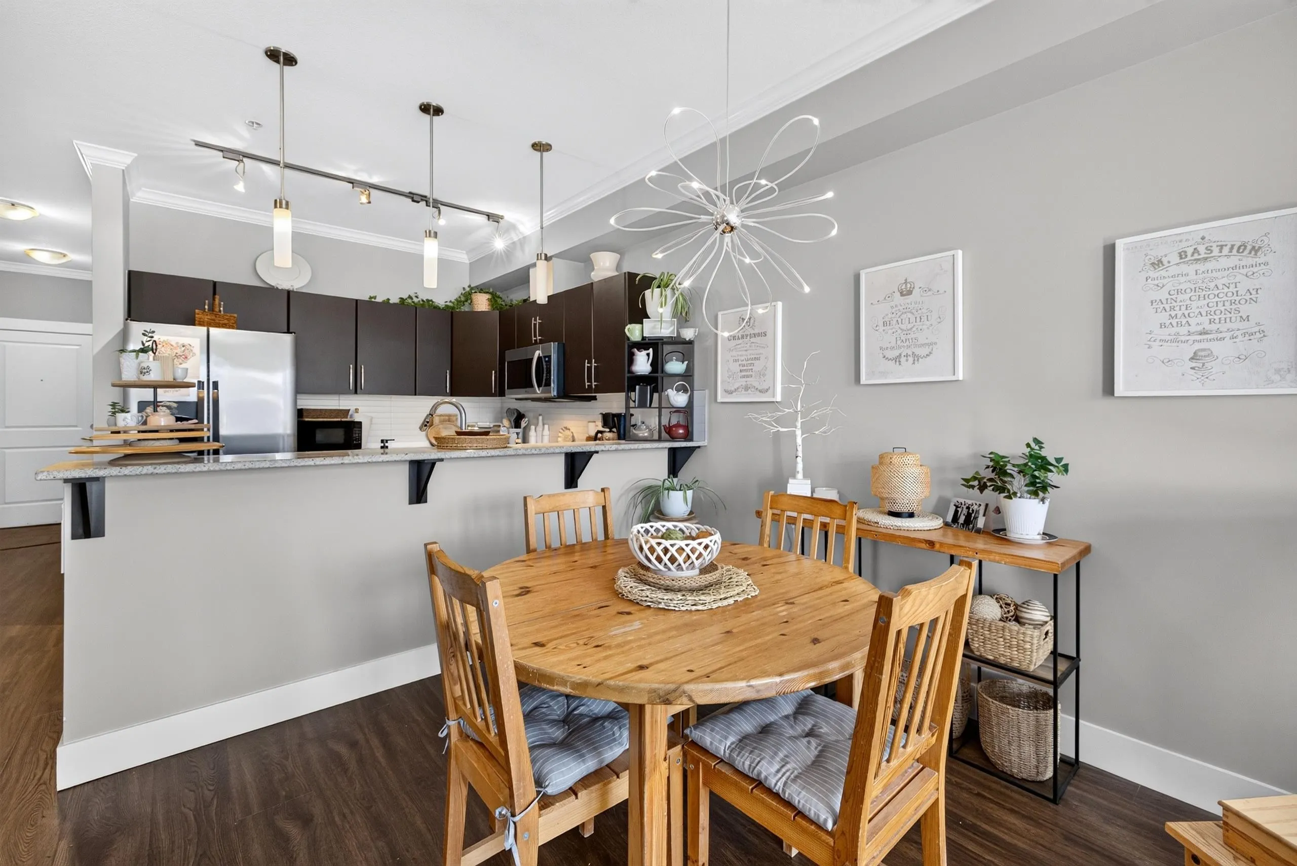 2632 Pauline Street #208