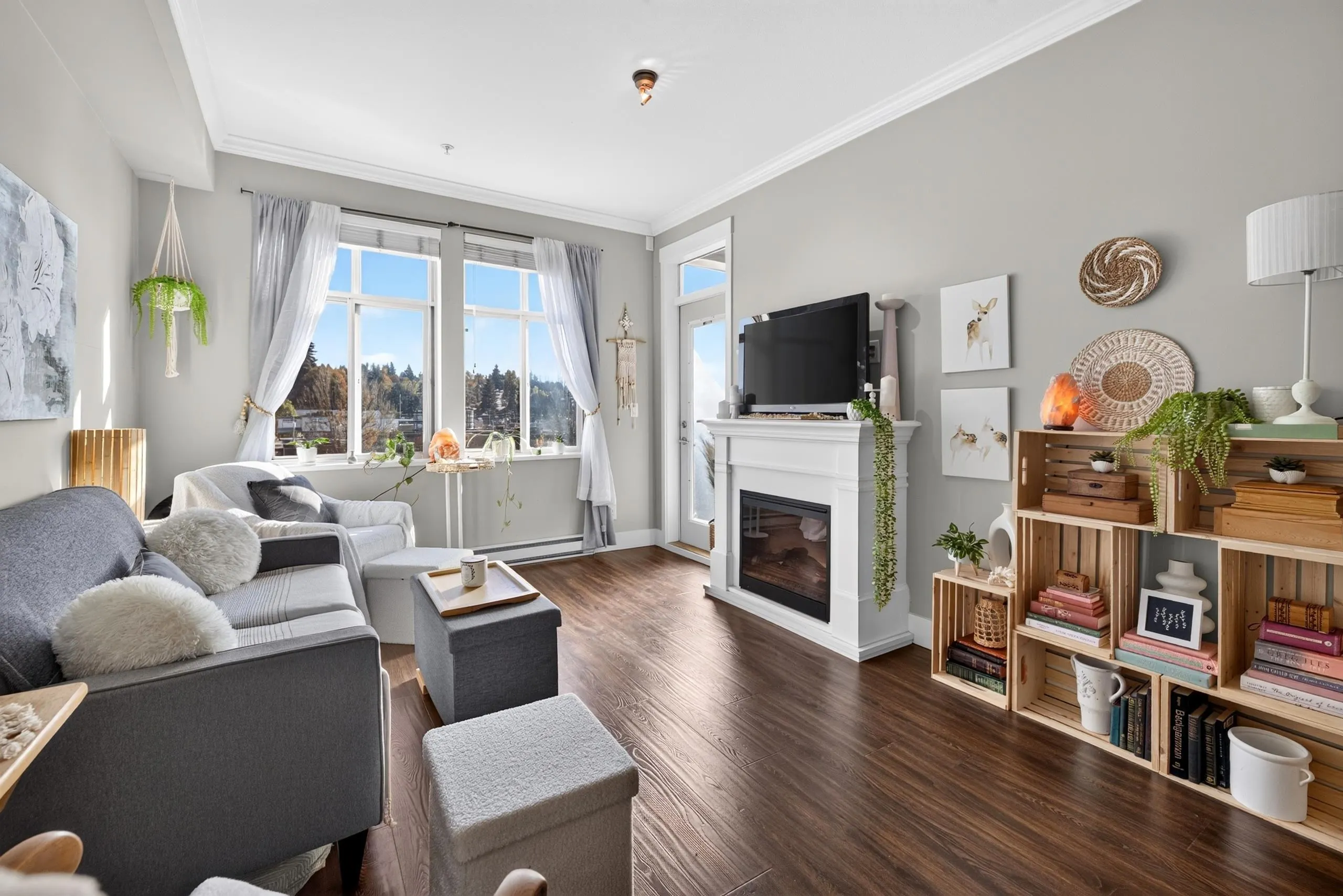 2632 Pauline Street #208