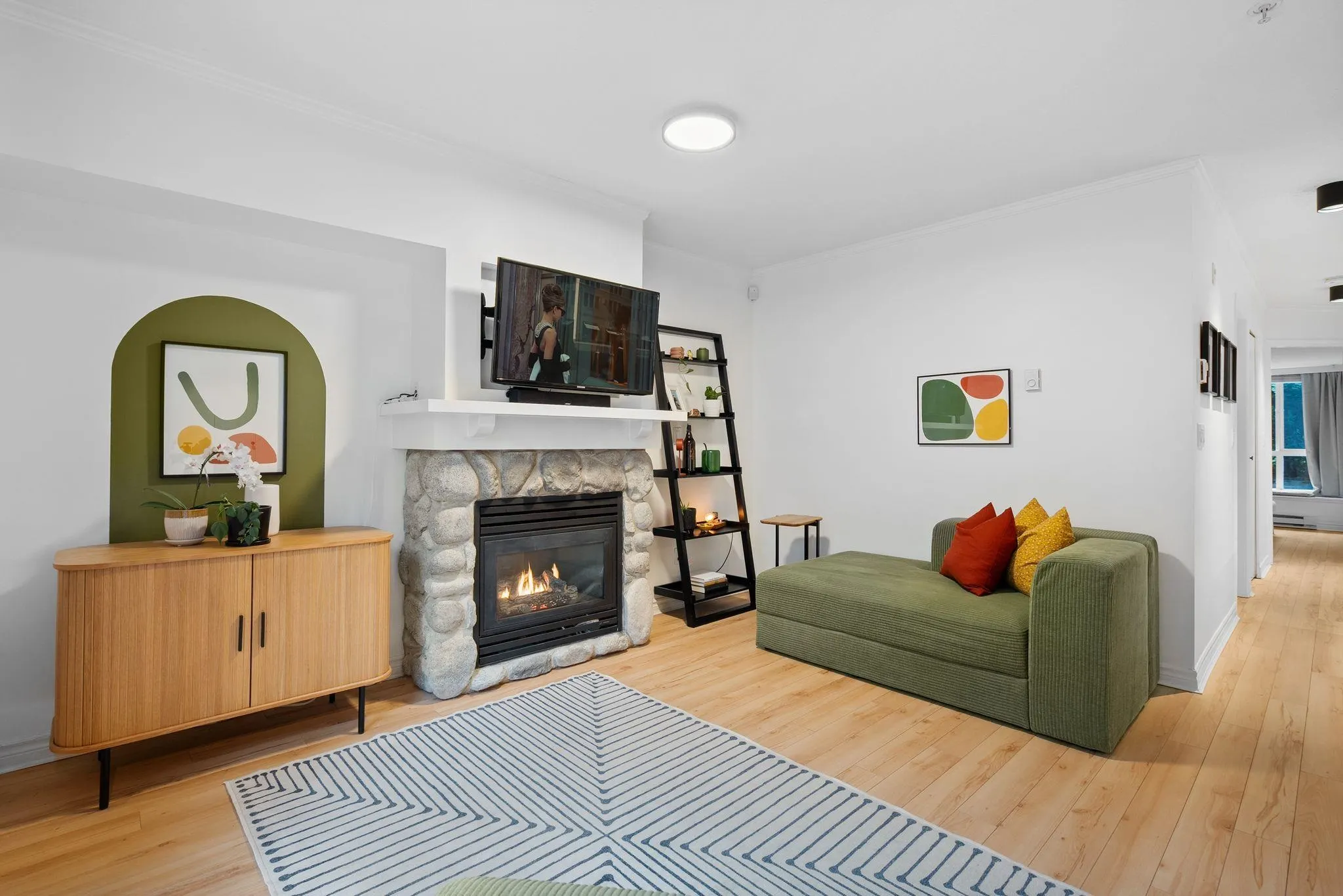 1005 Lynn Valley Road #3