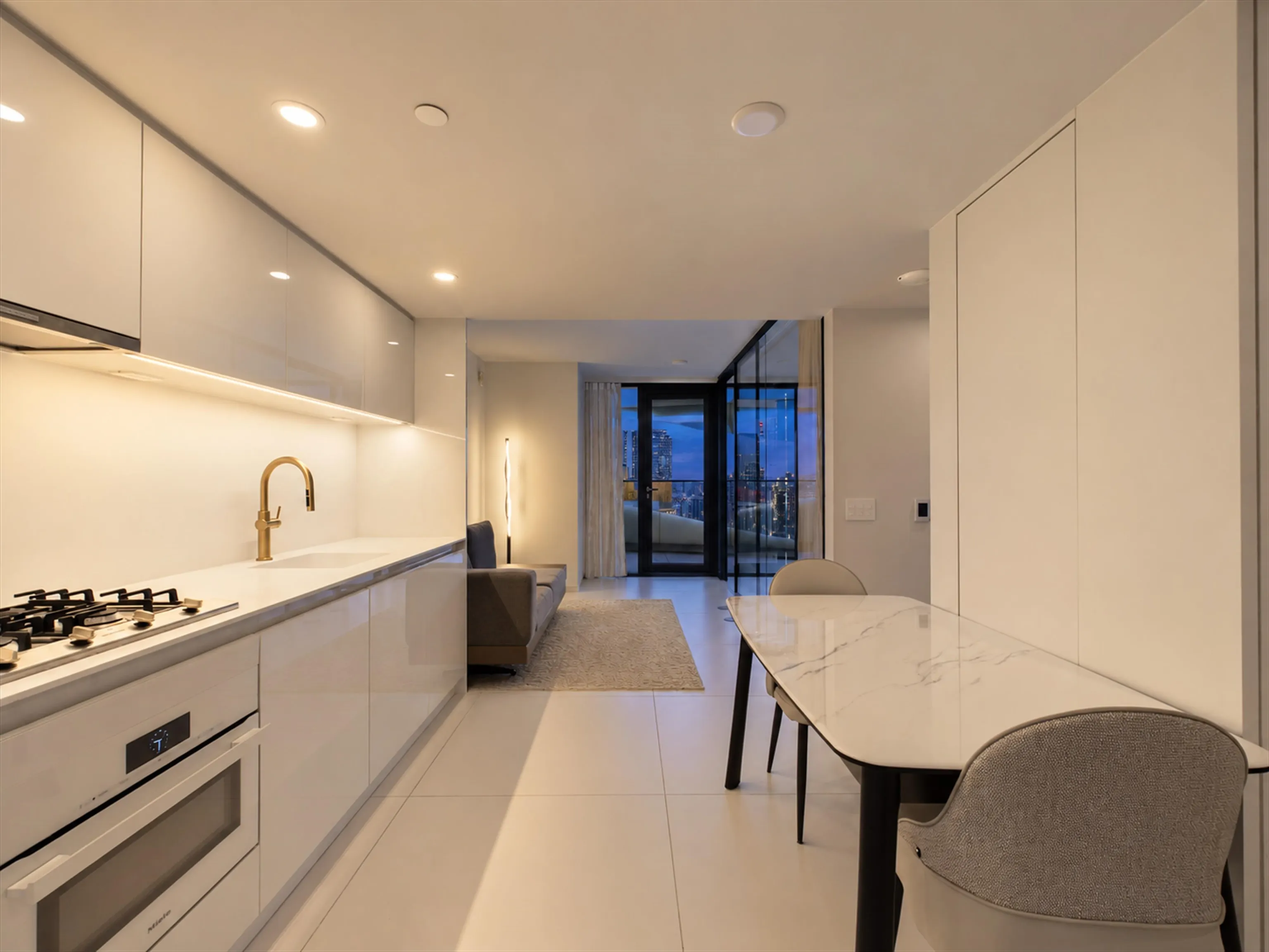 1033 Nelson Street #2201