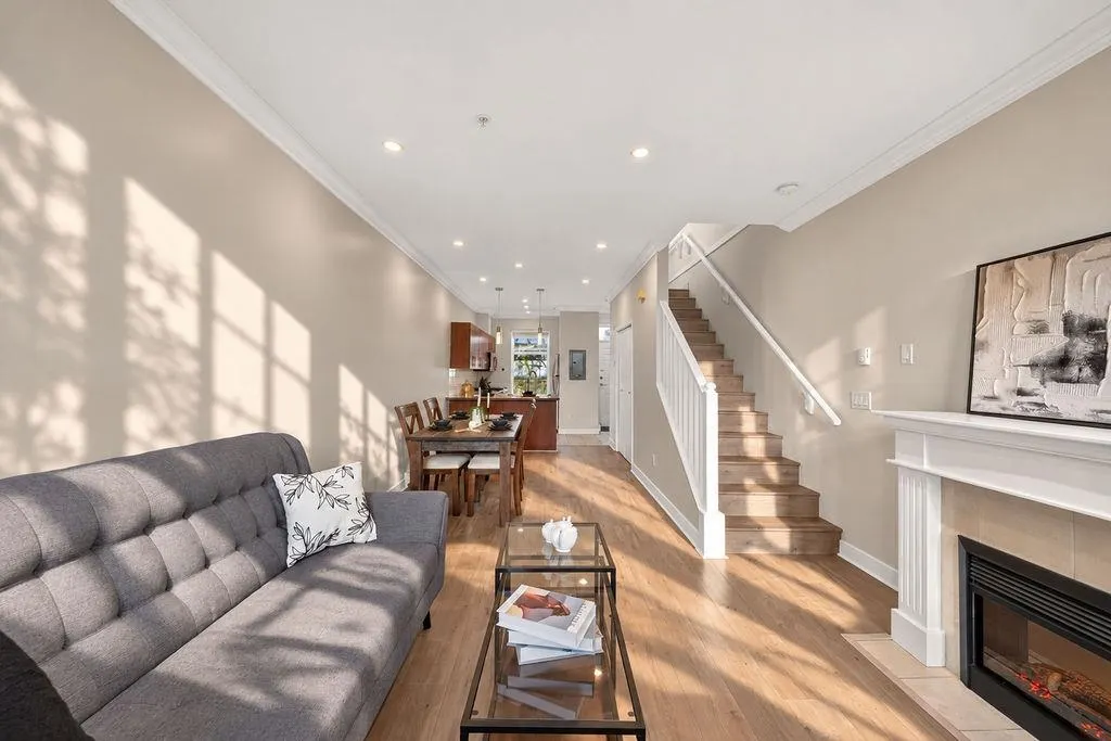 15353 100 Avenue #39