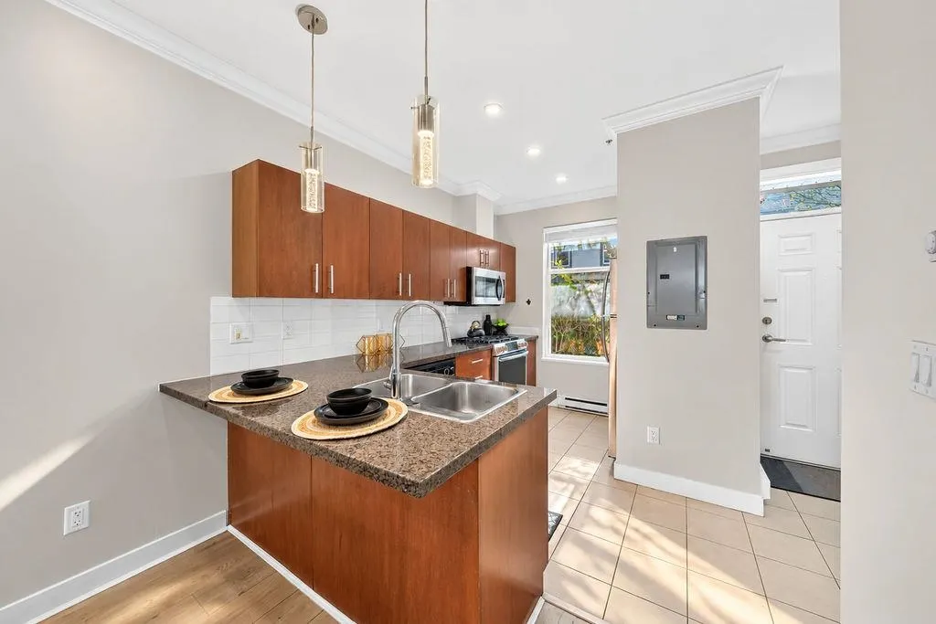 15353 100 Avenue #39