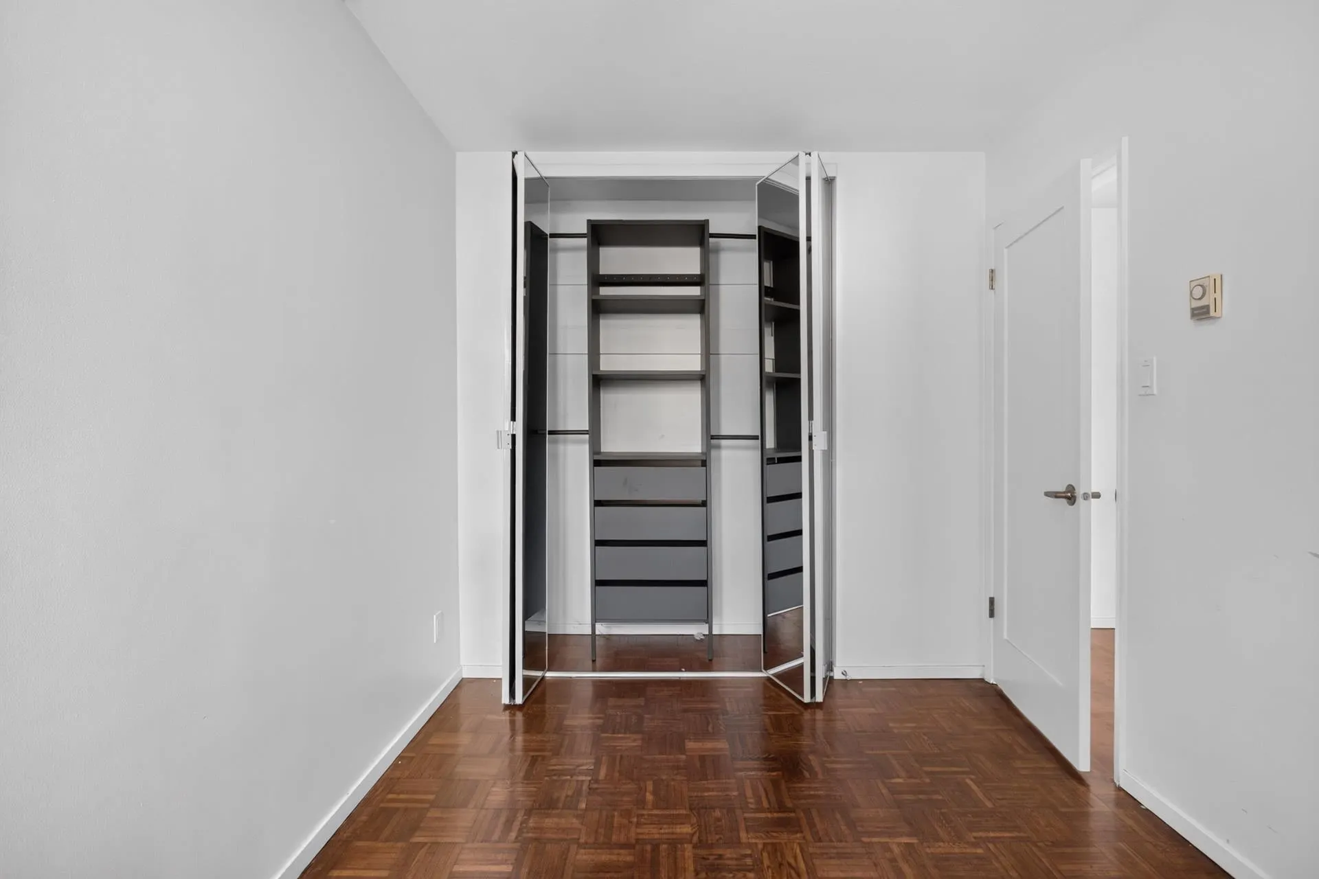 1219 Harwood Street #401