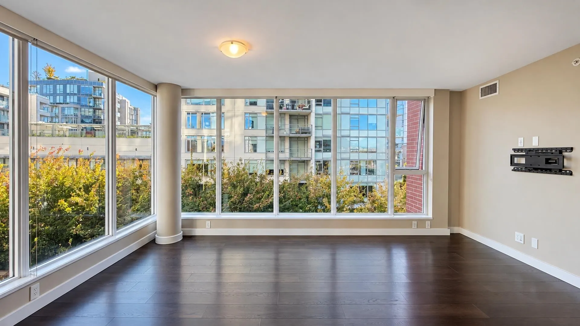 1618 Quebec Street #603