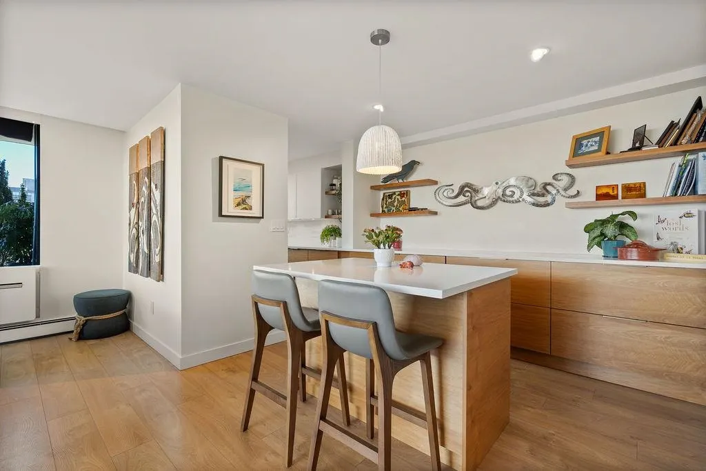 140 E Keith Road #701
