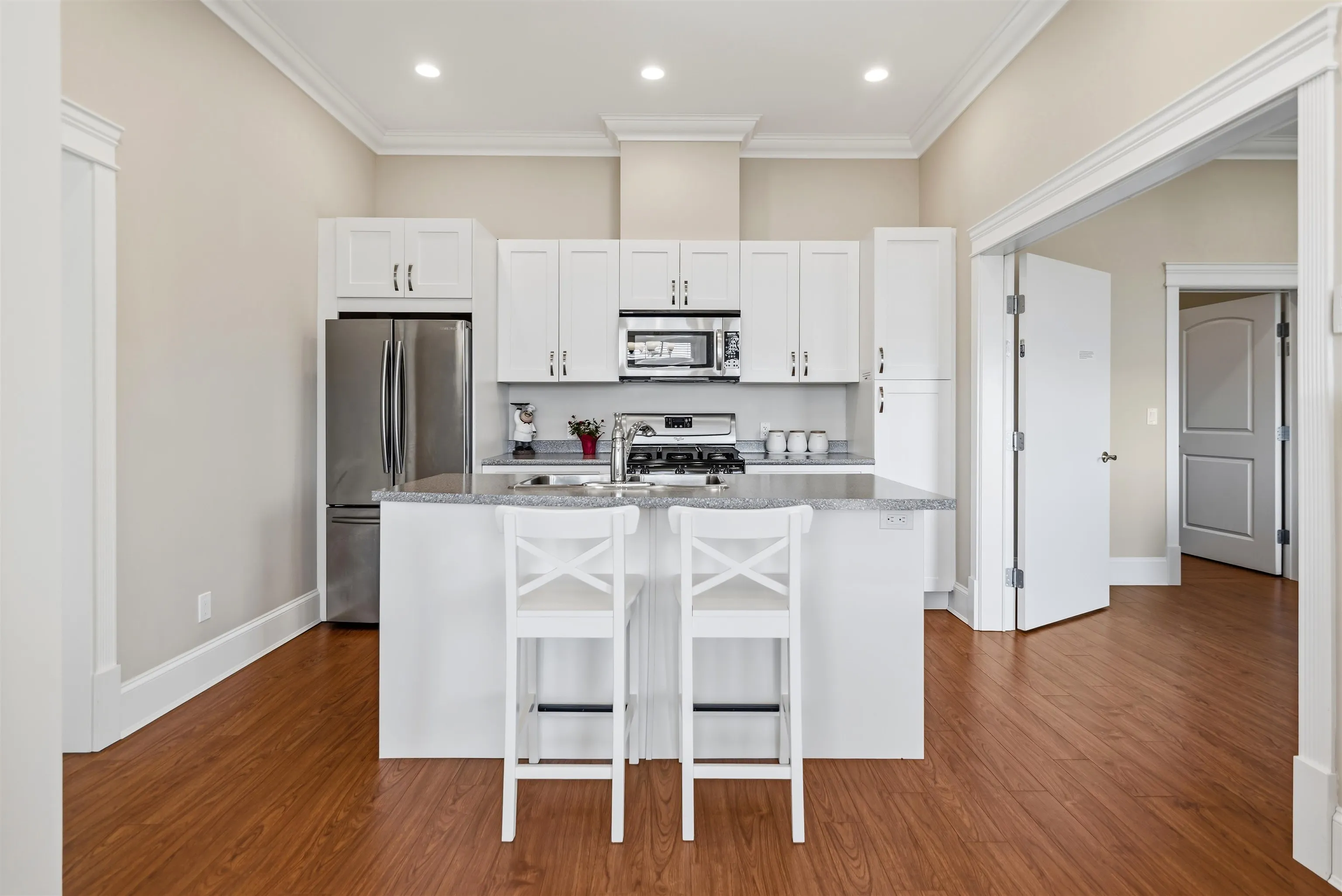 1128 Twin Isle Drive