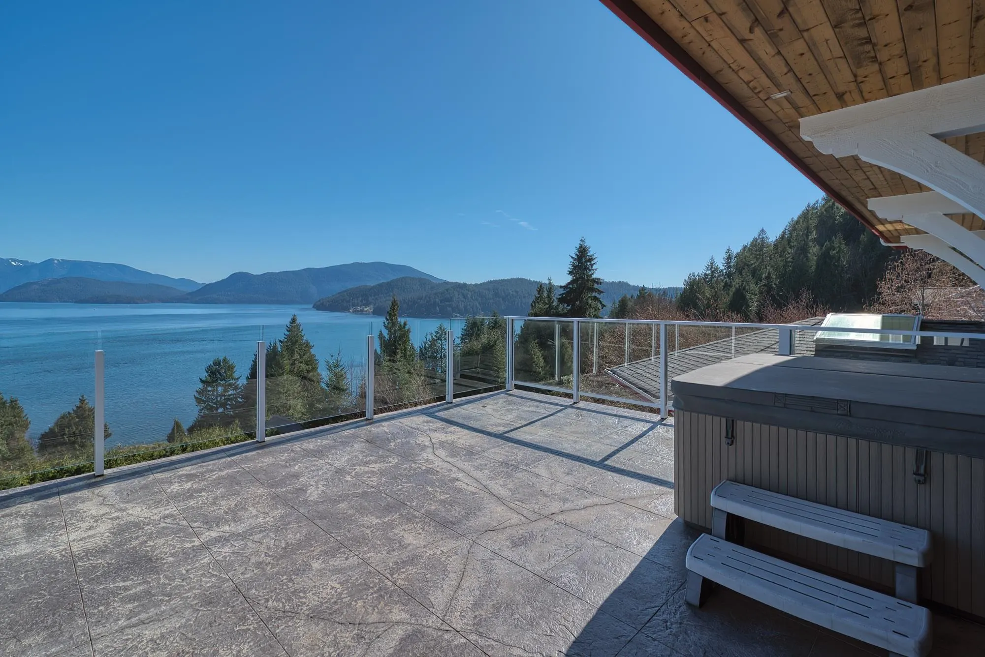 1128 Twin Isle Drive