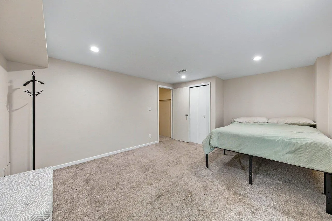 355 E 4th Street
