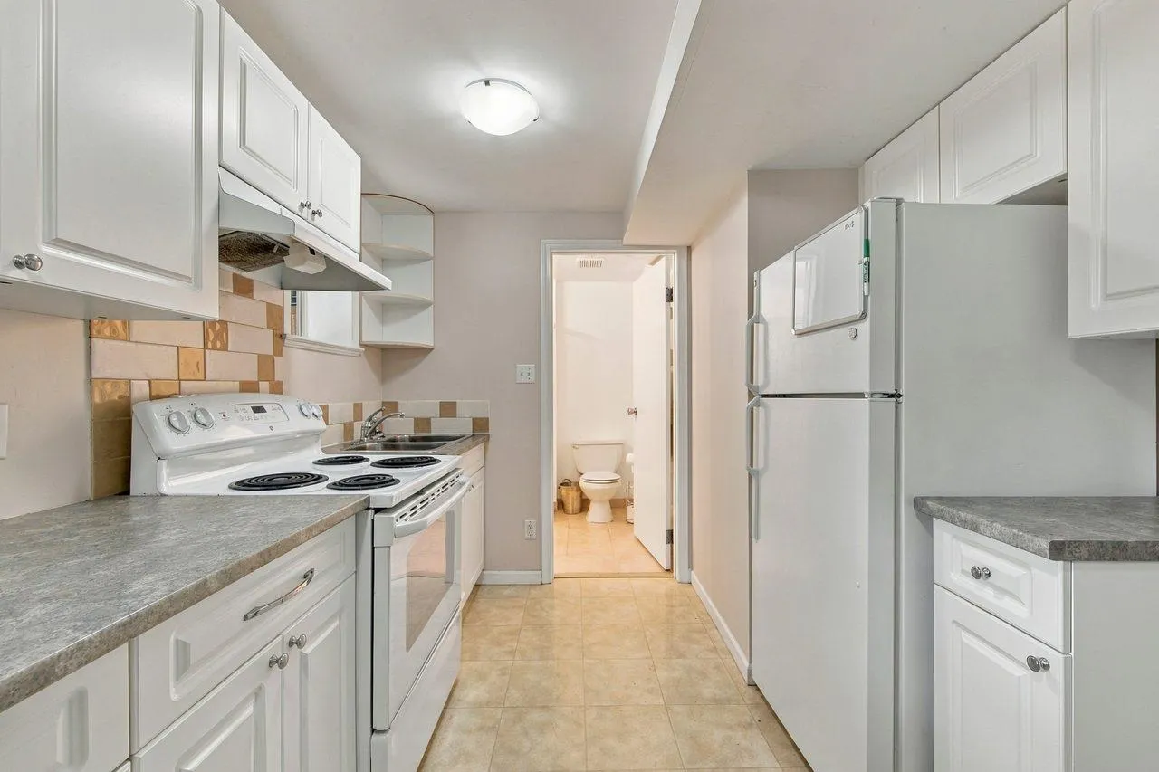 355 E 4th Street