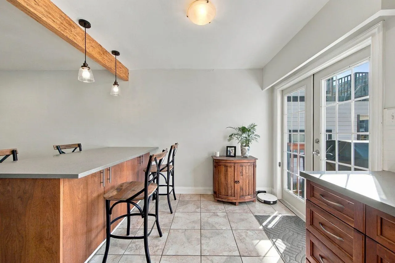 355 E 4th Street