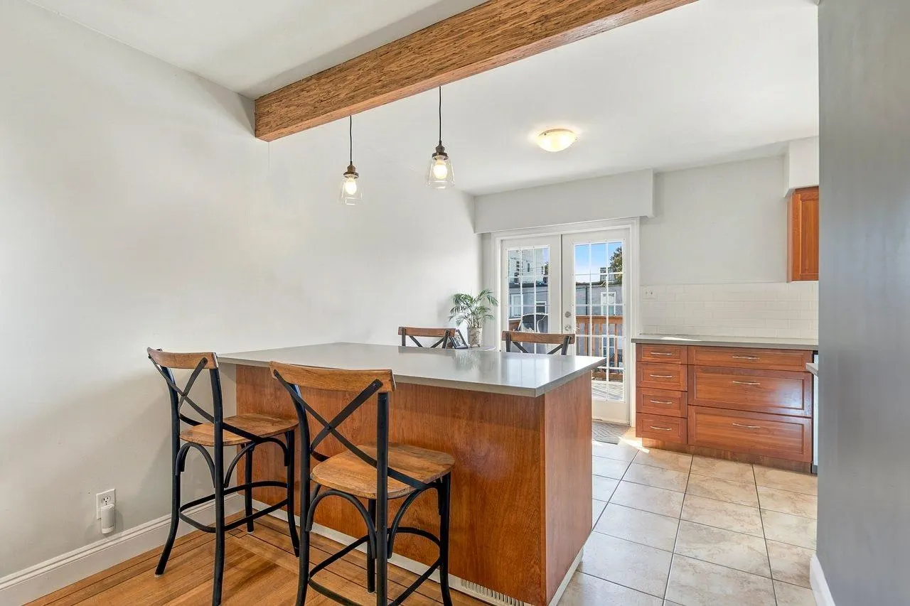 355 E 4th Street