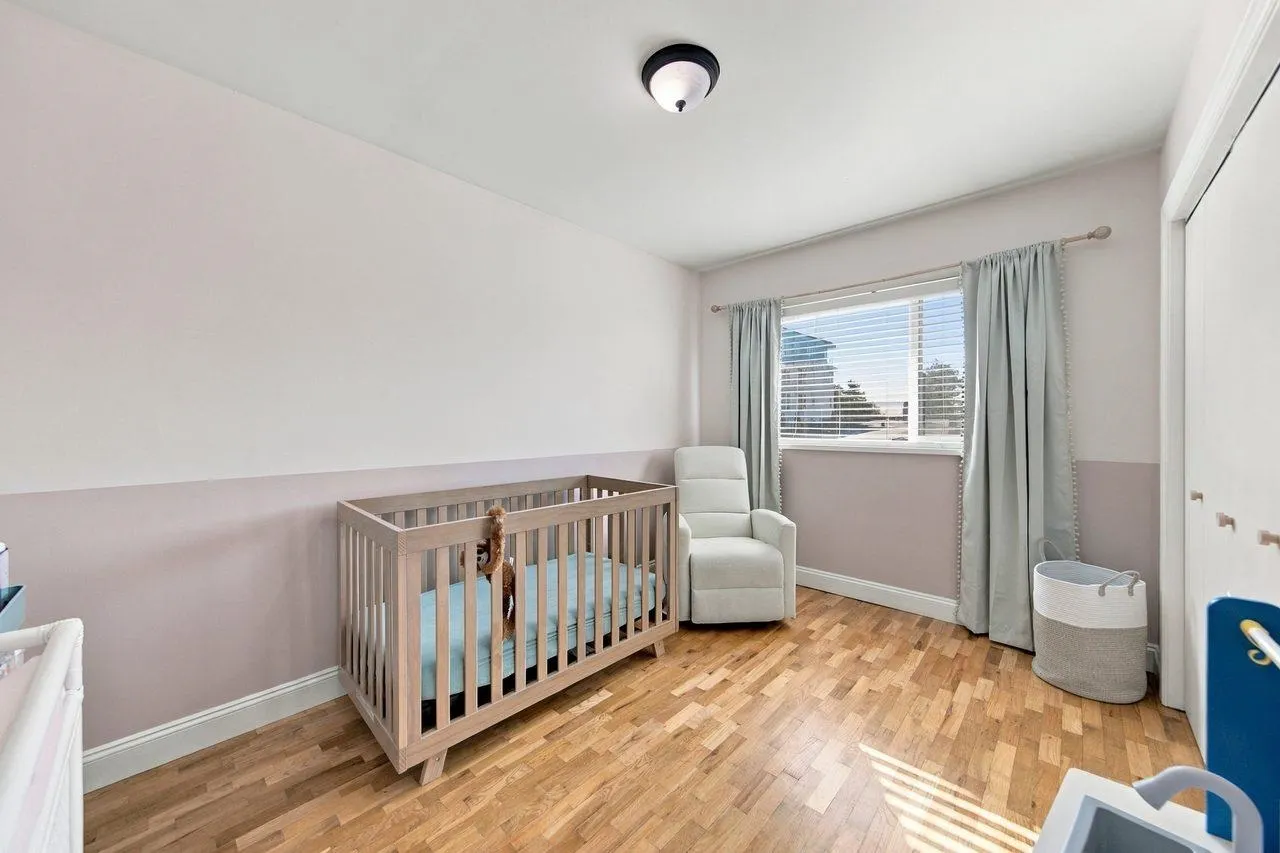 355 E 4th Street