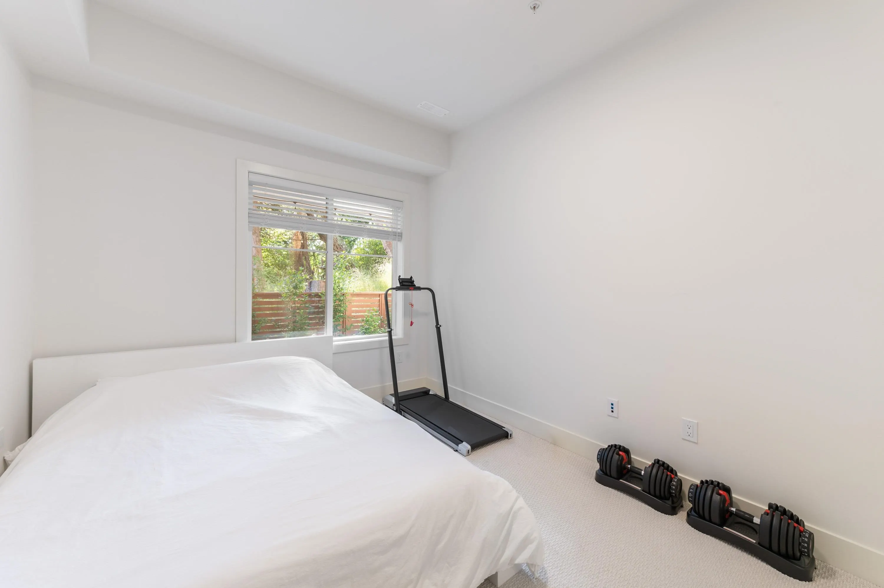 23183 136 Avenue #52