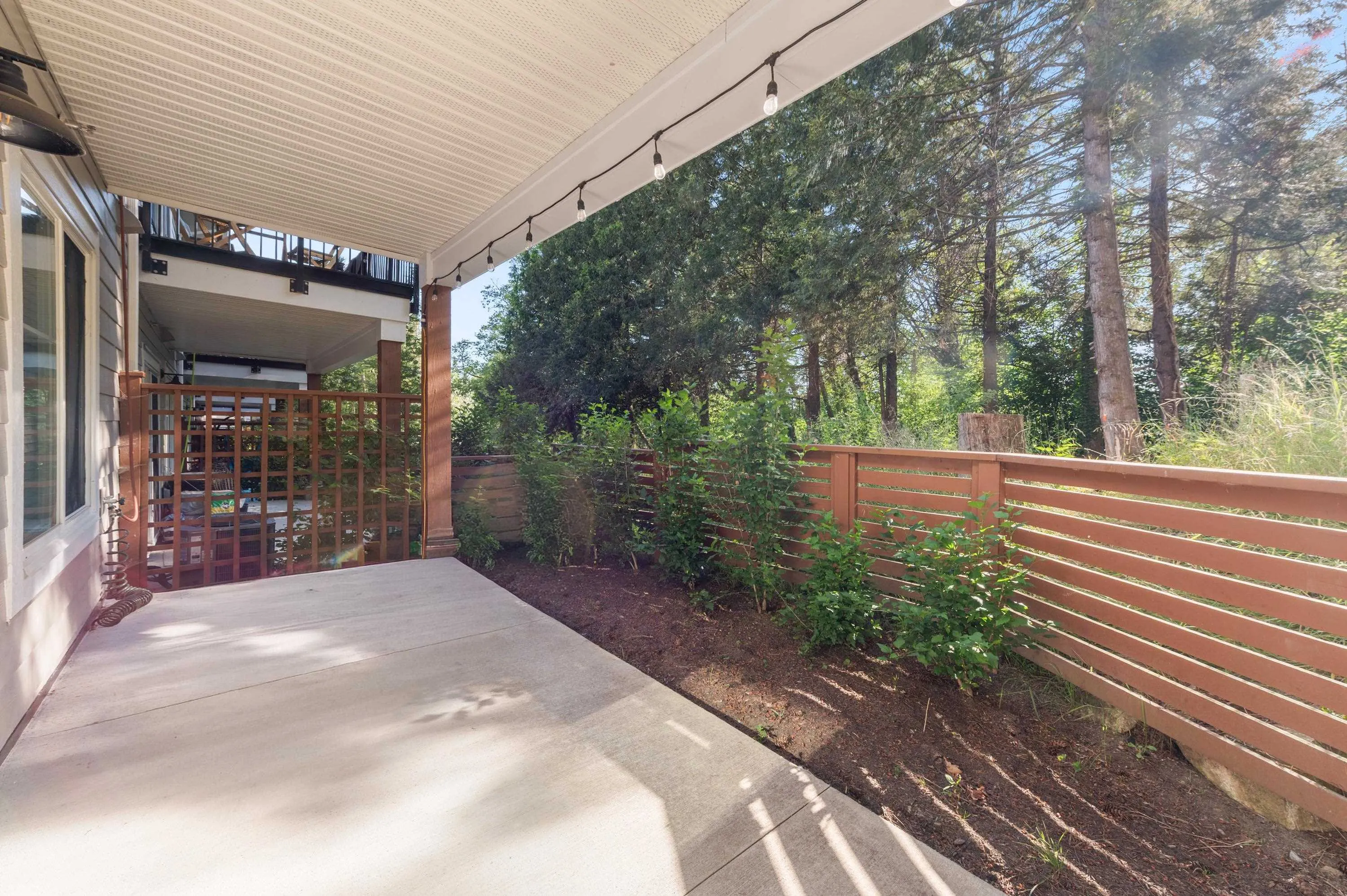 23183 136 Avenue #52