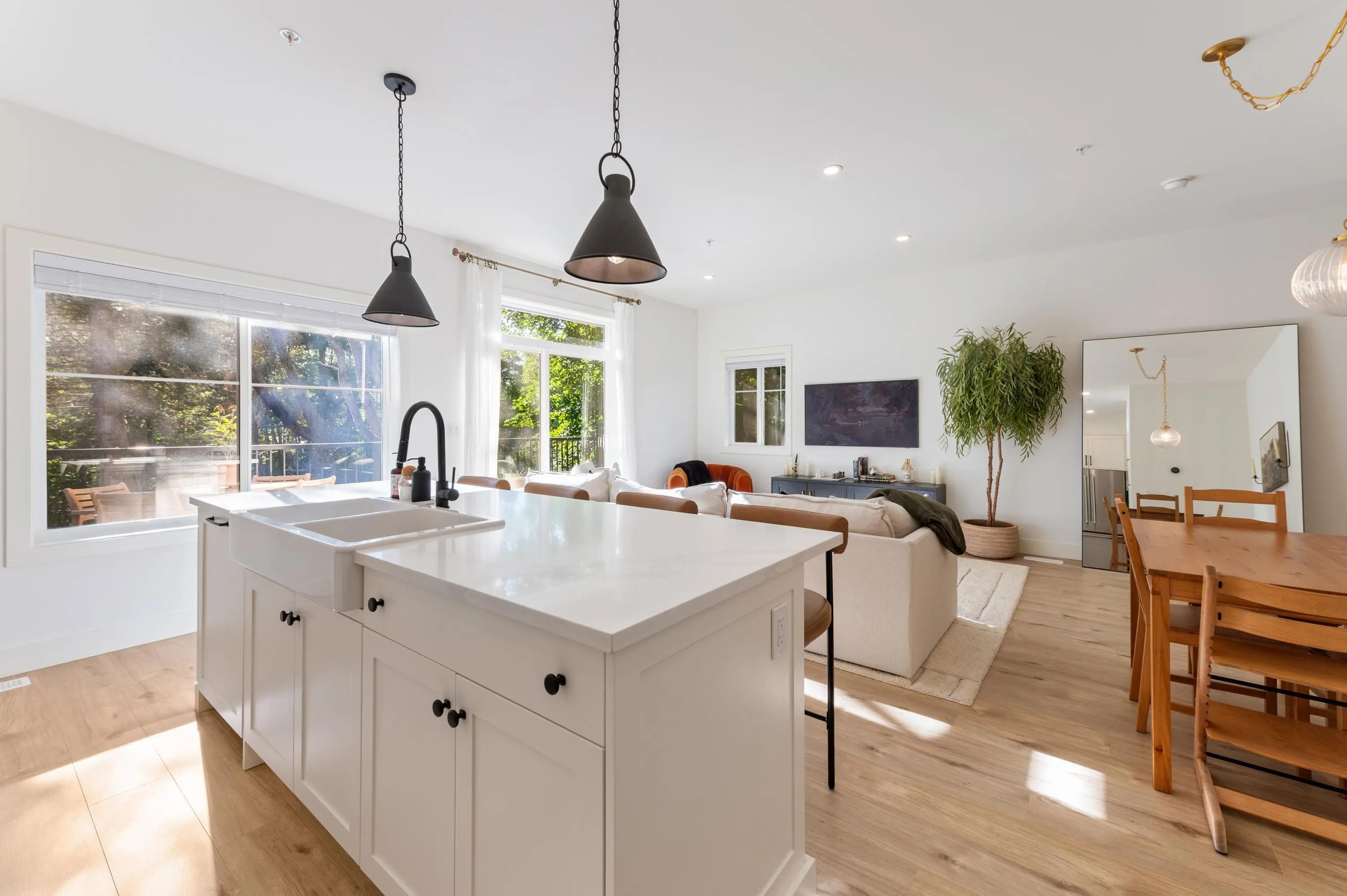23183 136 Avenue #52