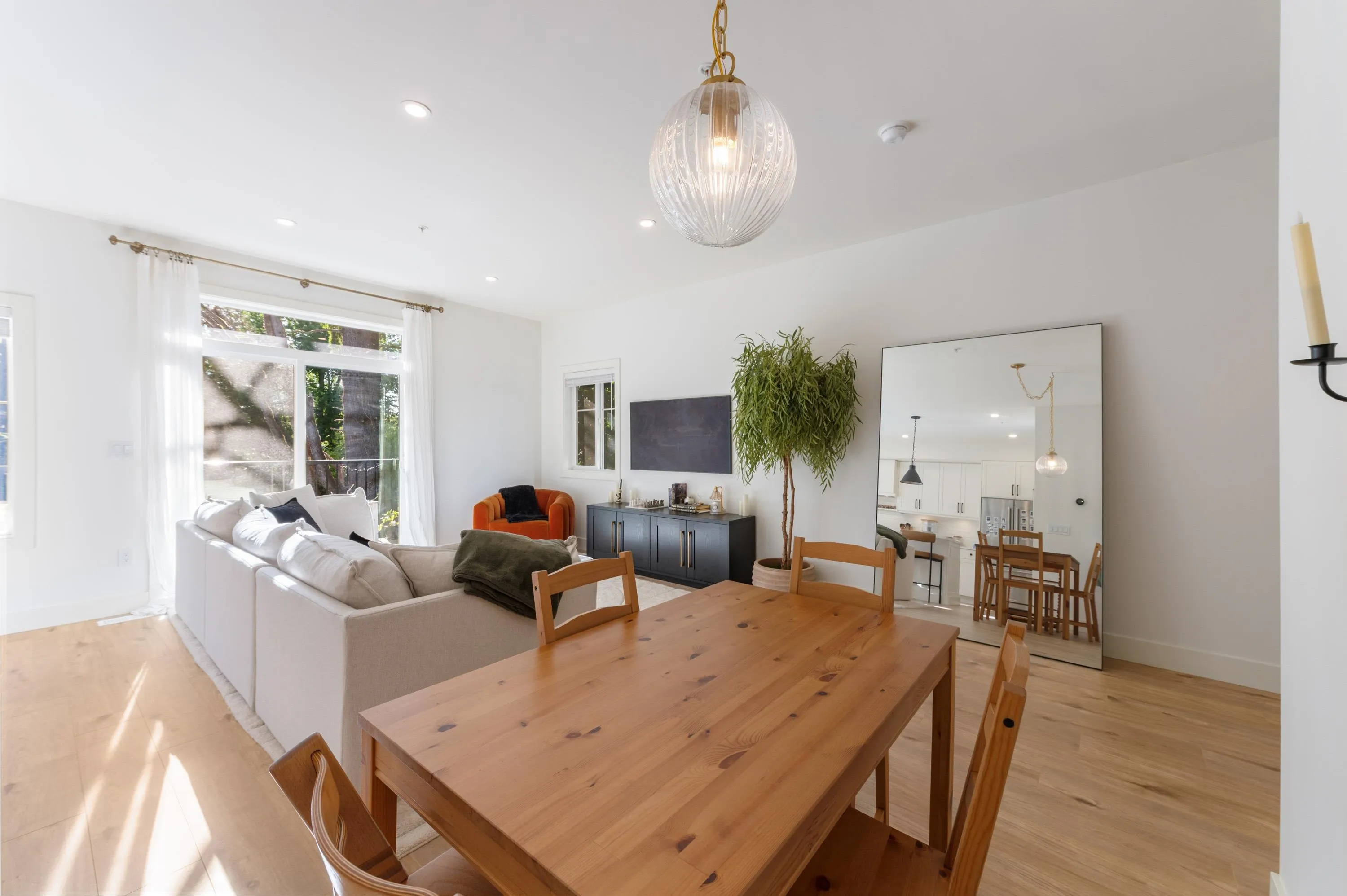 23183 136 Avenue #52