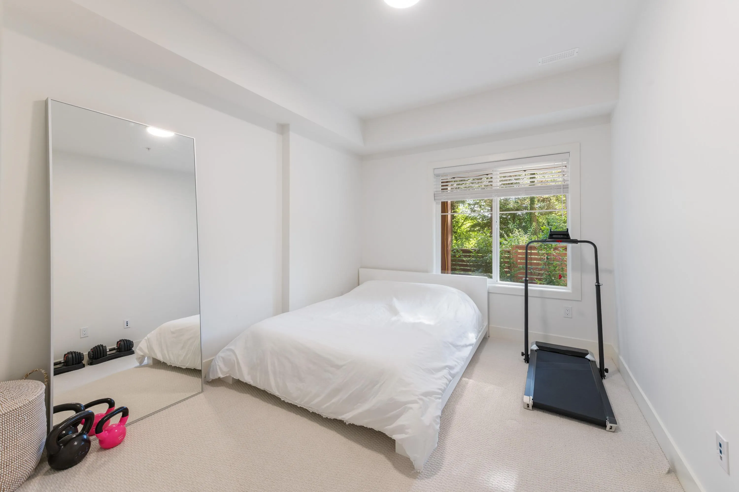 23183 136 Avenue #52