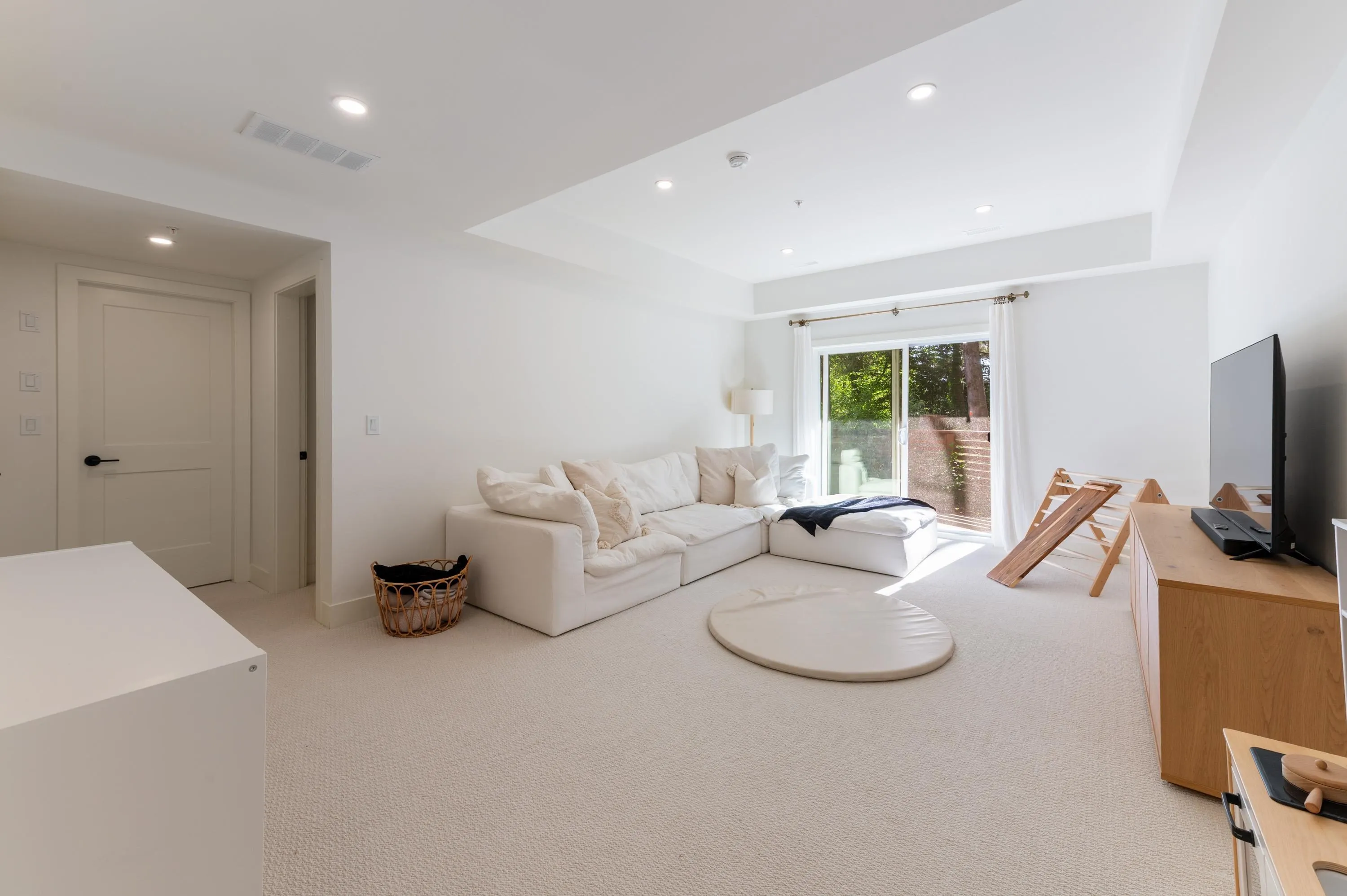 23183 136 Avenue #52