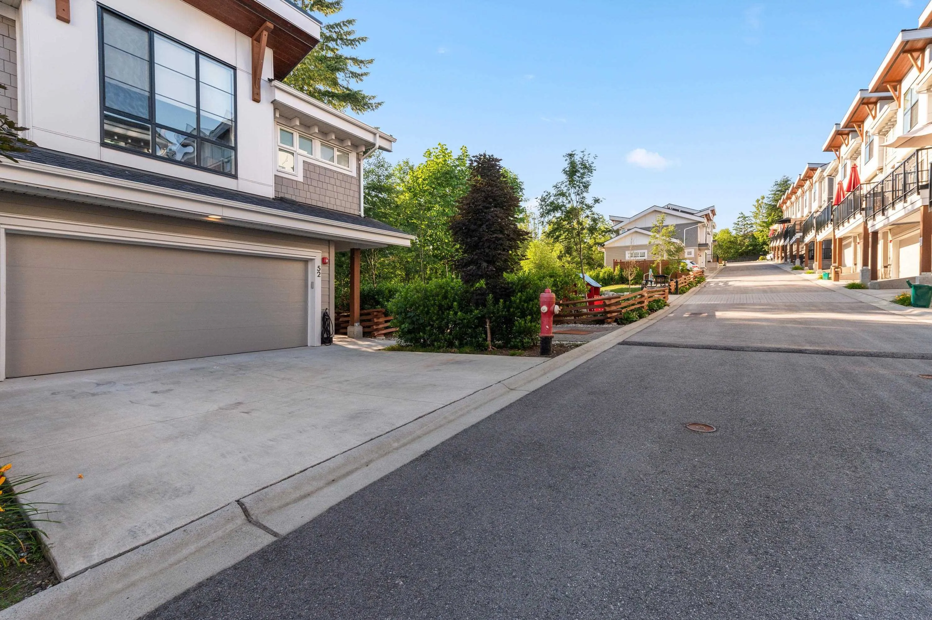 23183 136 Avenue #52