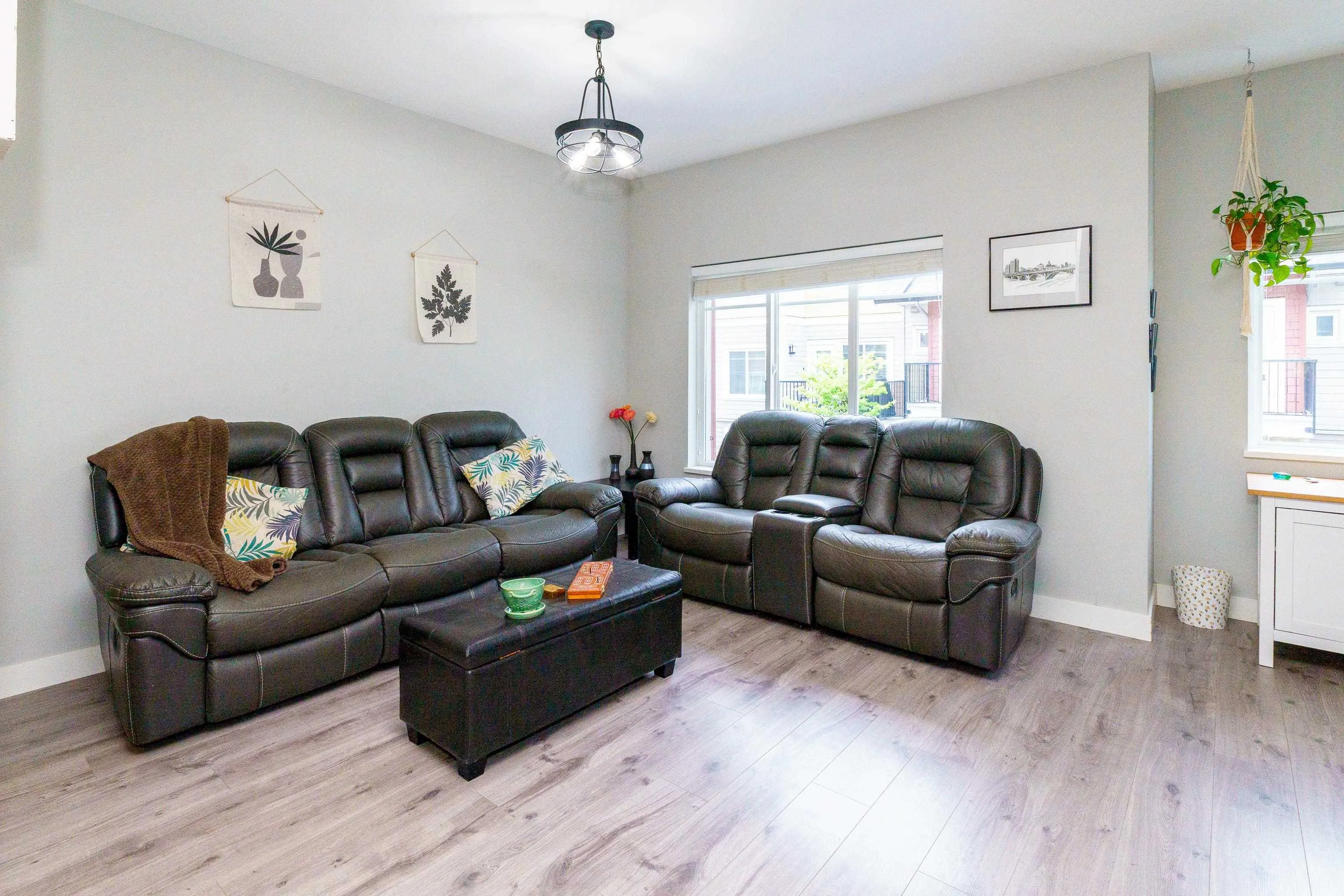 1219 Burke Mountain Street #30